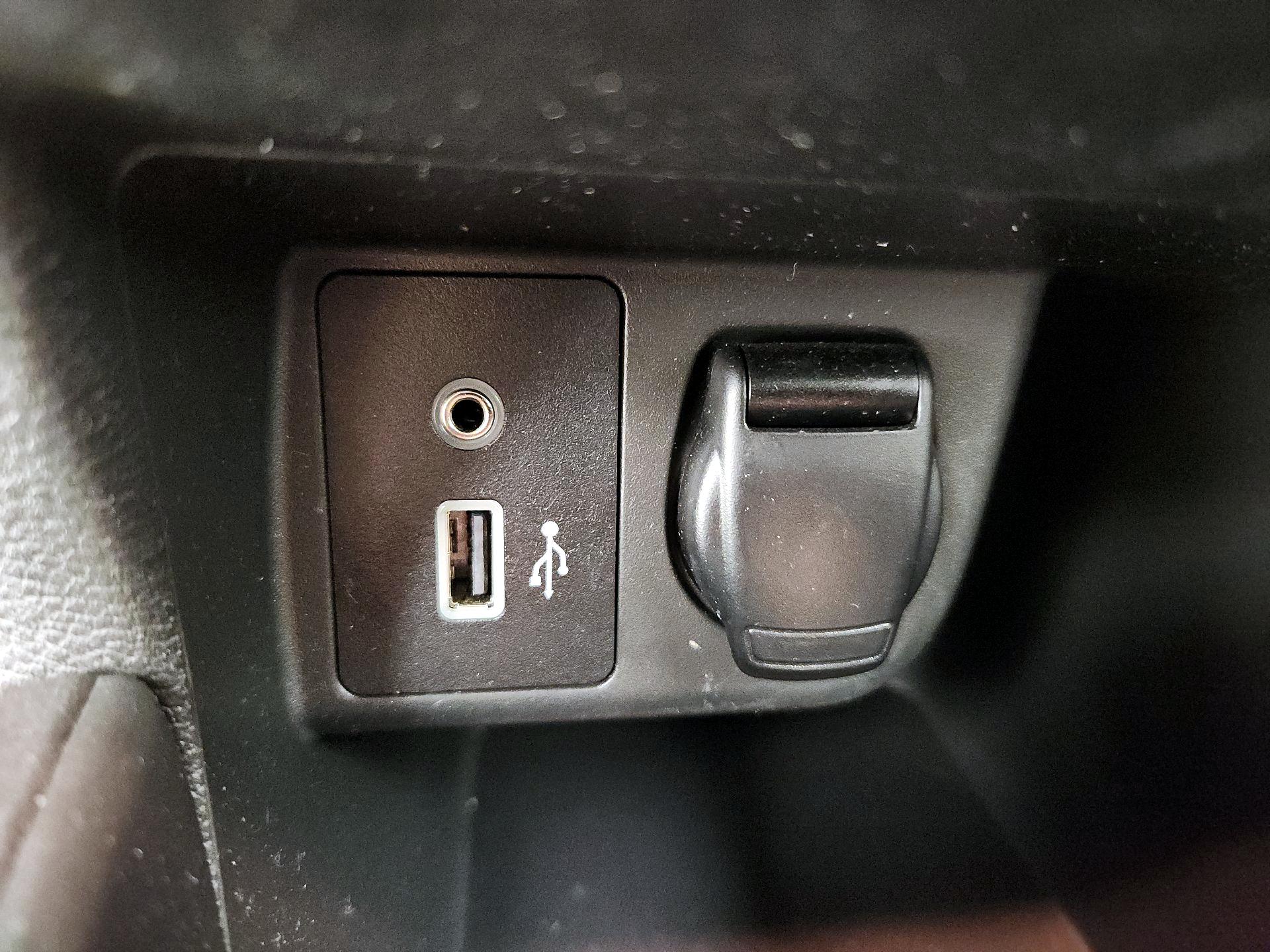 Thumbnail: 2020 Nissan Versa - 18