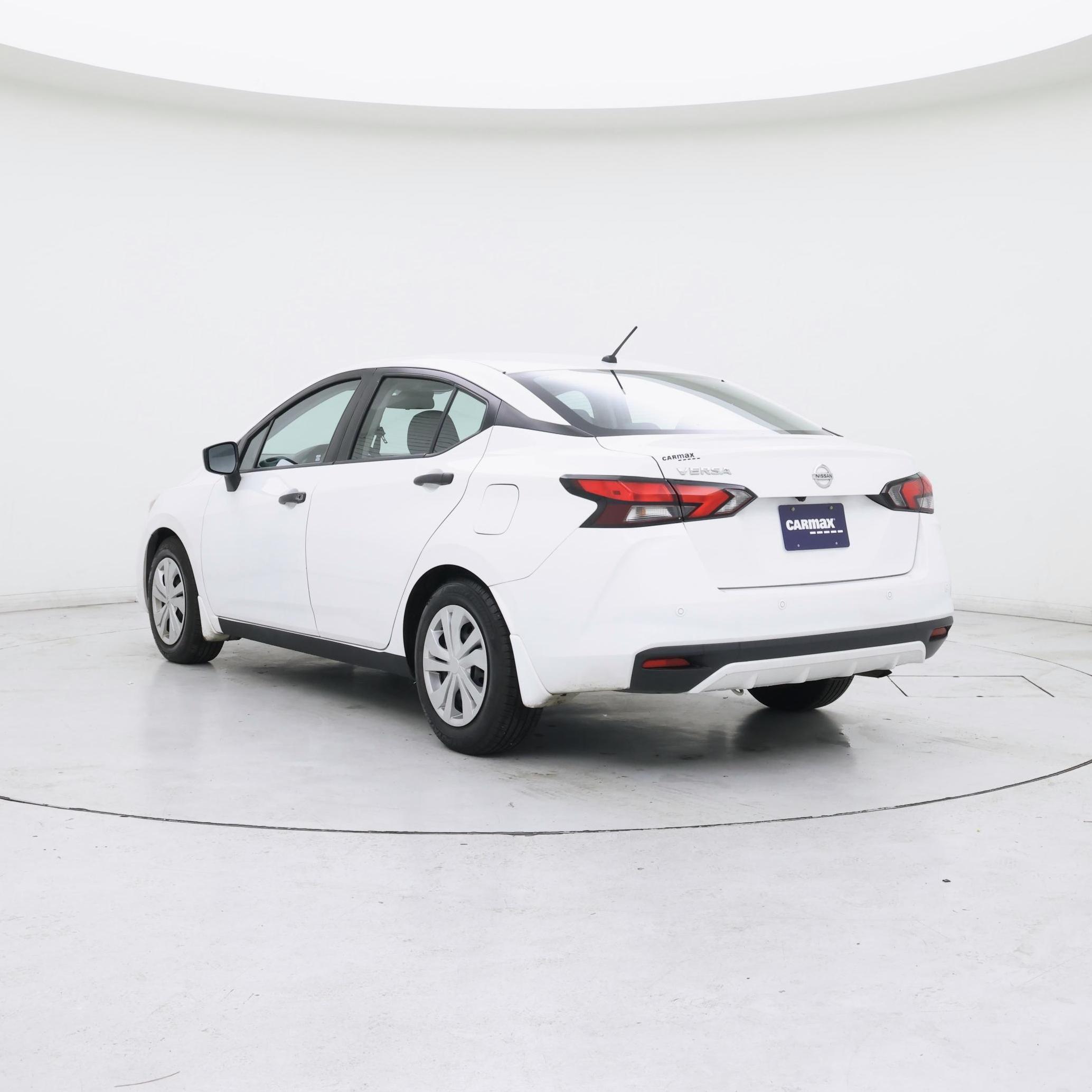 Thumbnail: 2020 Nissan Versa - 2