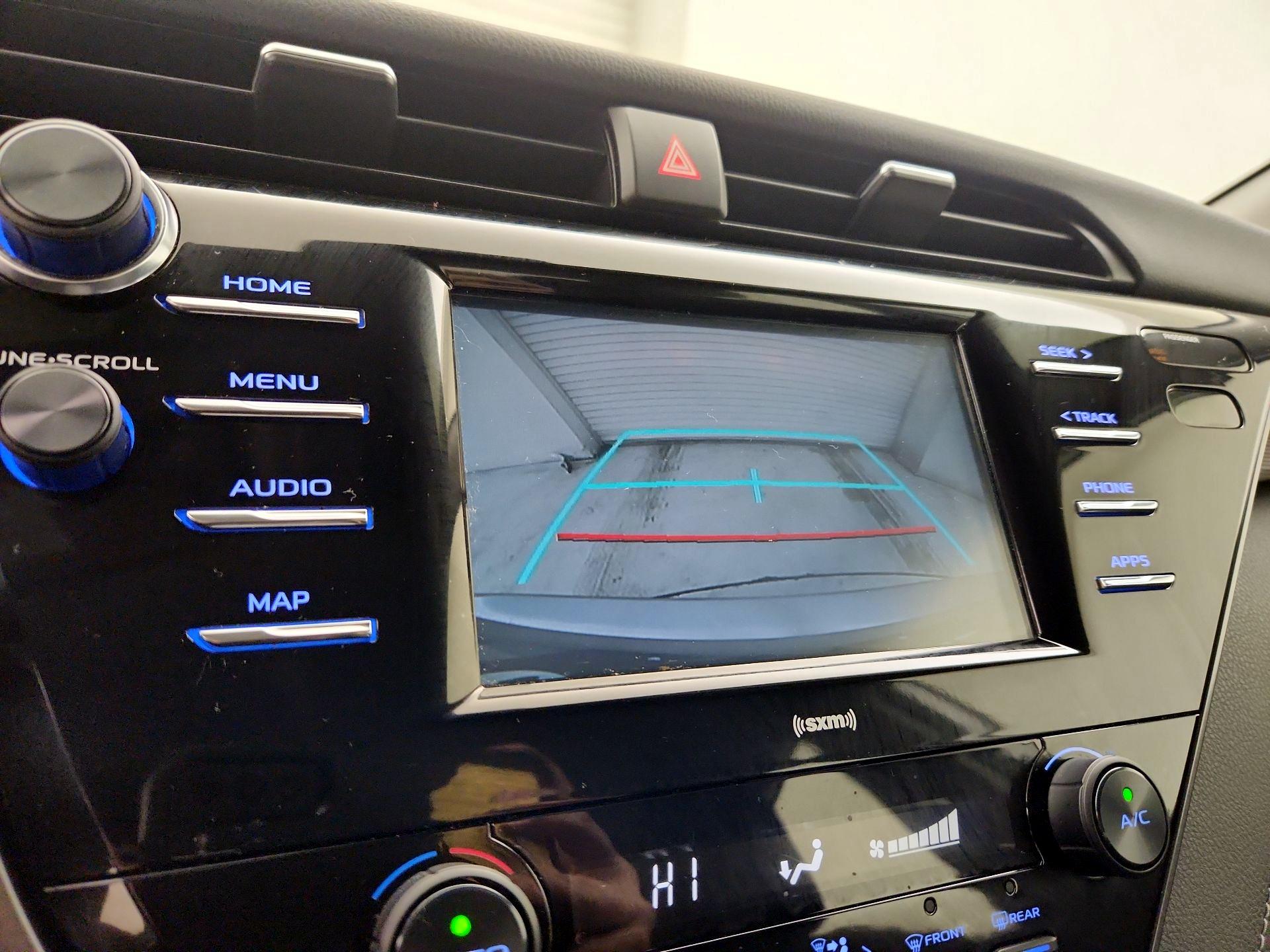 Thumbnail: 2020 Toyota Camry - 14