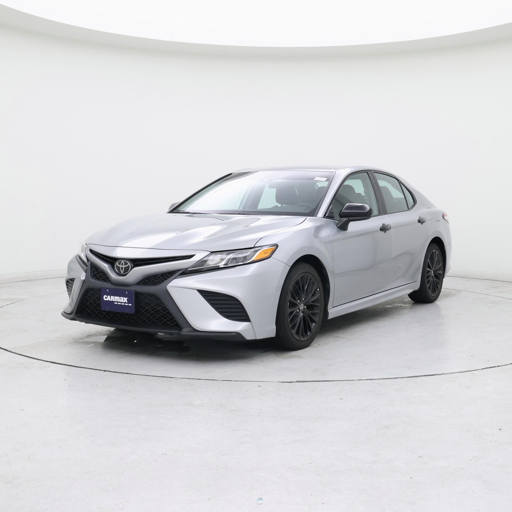 Thumbnail: 2020 Toyota Camry - 4