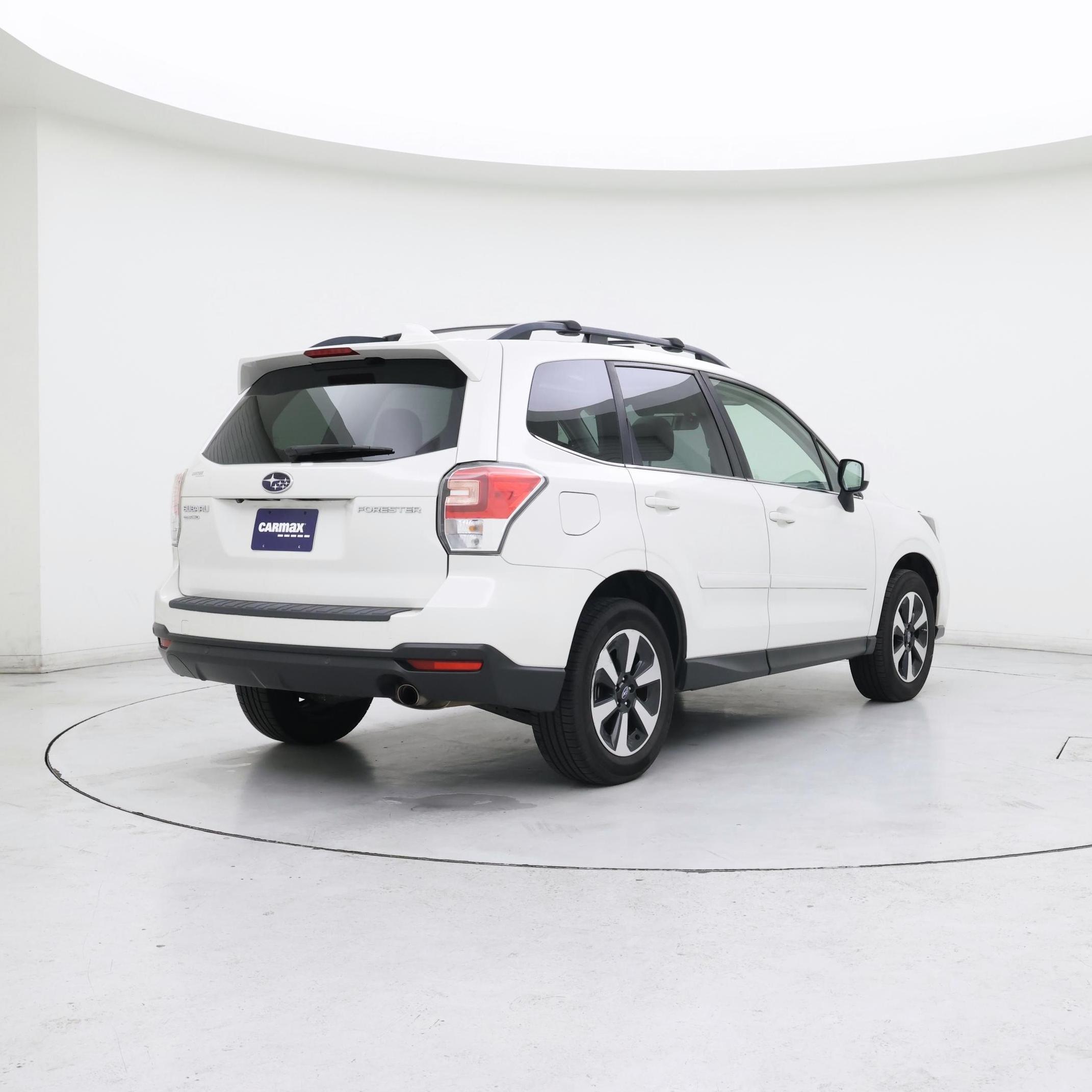 Thumbnail: 2018 Subaru Forester - 8