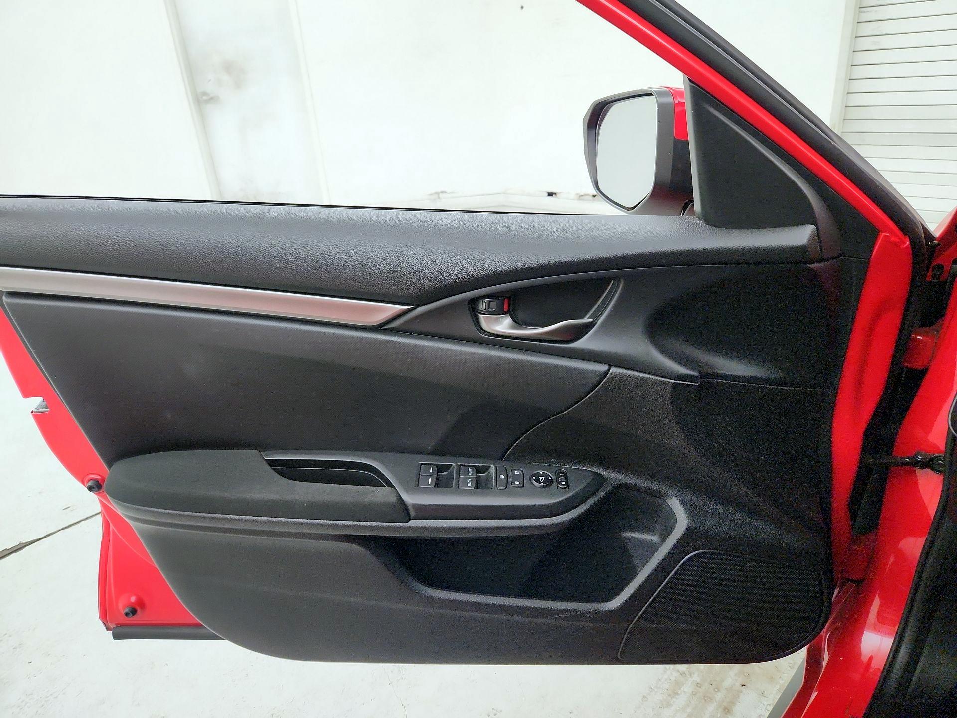 Thumbnail: 2019 Honda Civic - 12