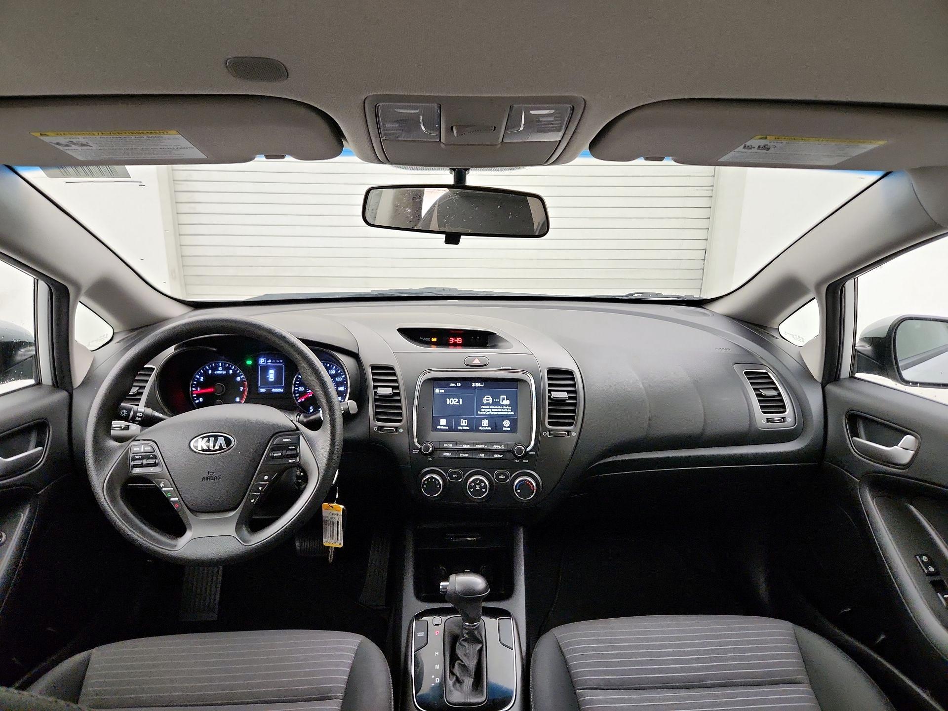 Thumbnail: 2018 Kia Forte - 9