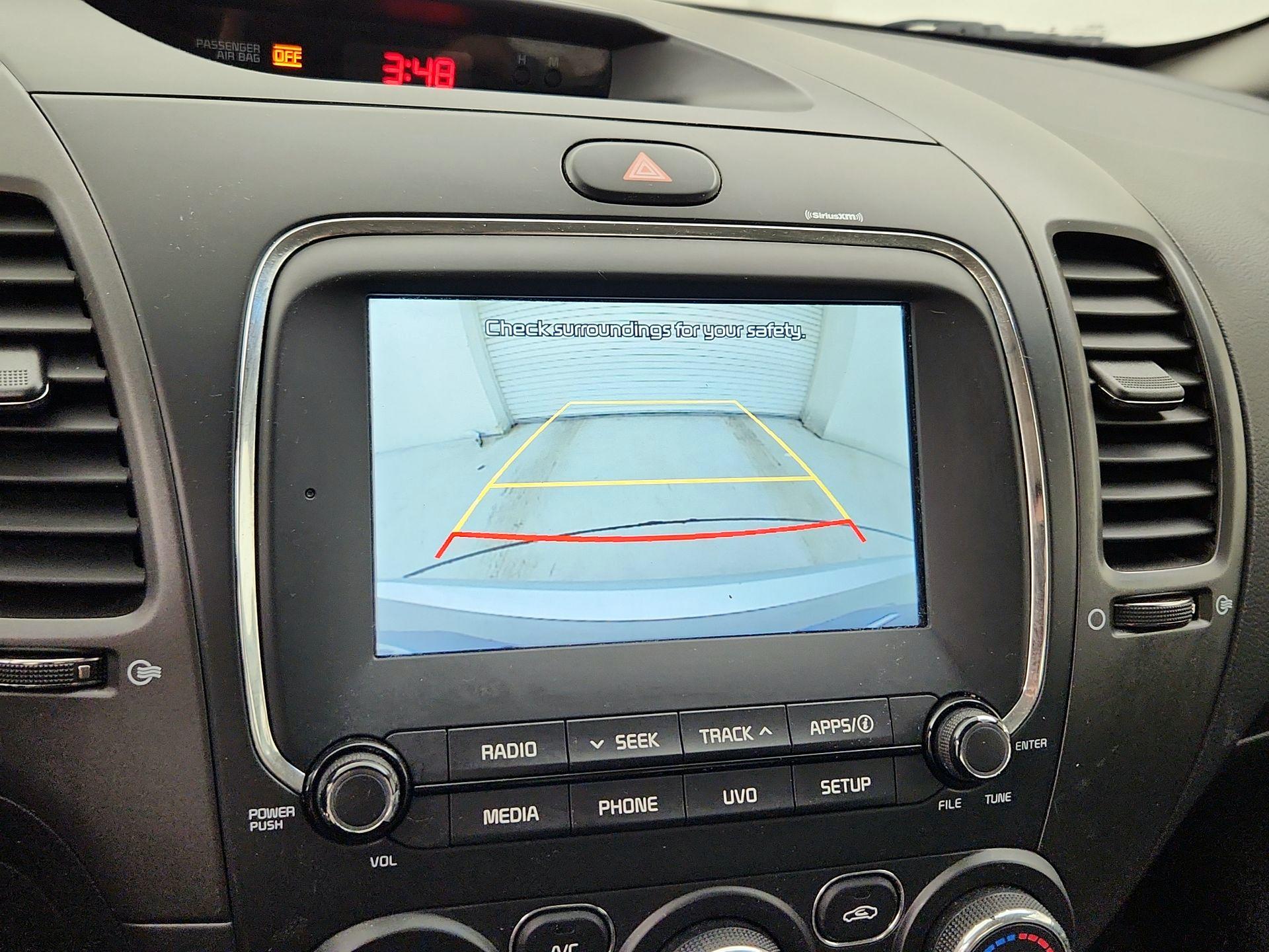 Thumbnail: 2018 Kia Forte - 14