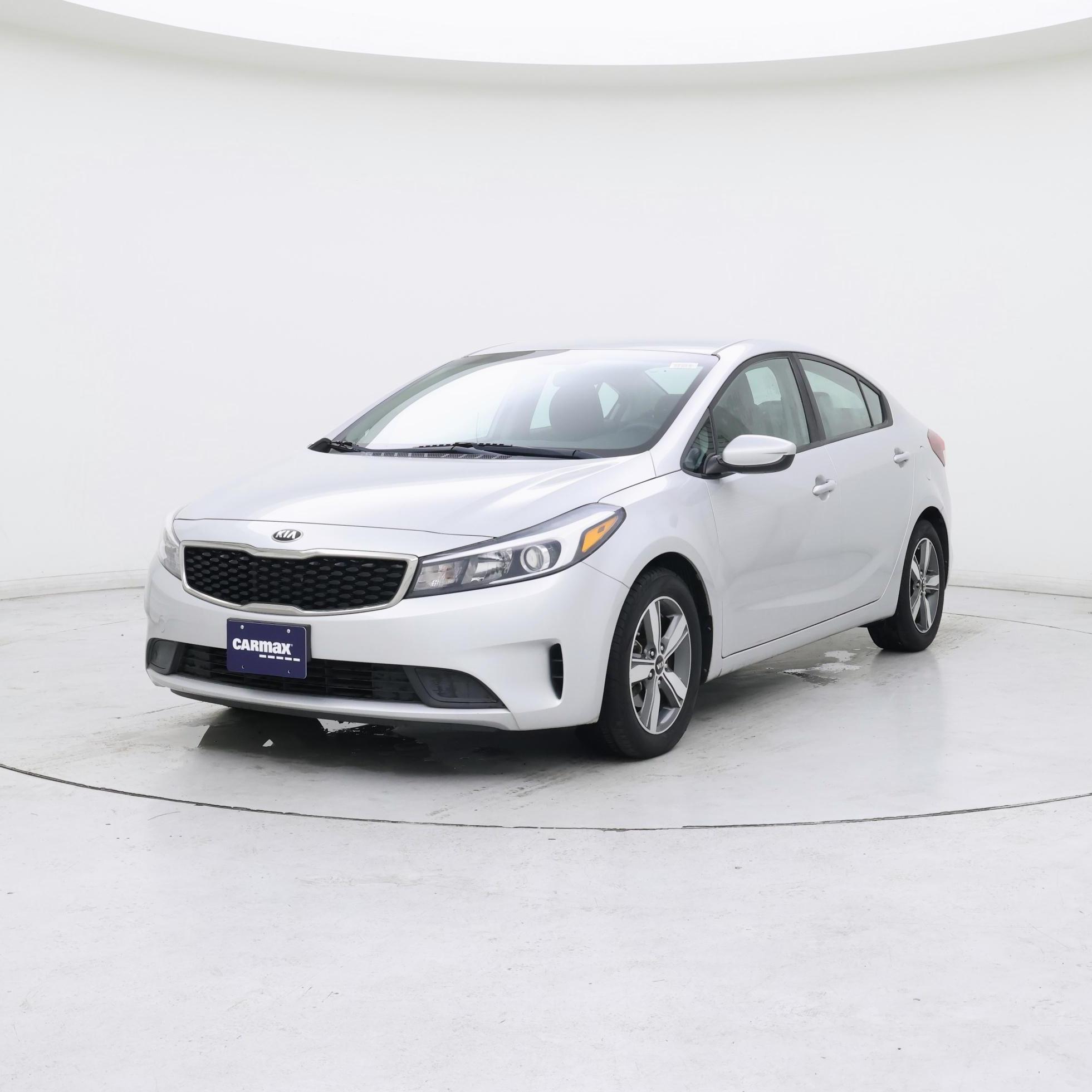 Thumbnail: 2018 Kia Forte - 4