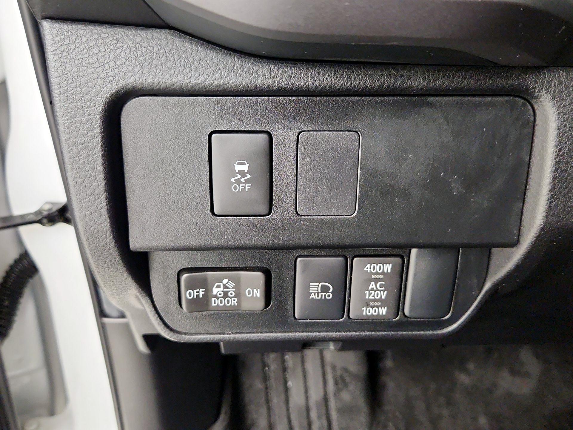 Thumbnail: 2023 Toyota Tacoma - 13