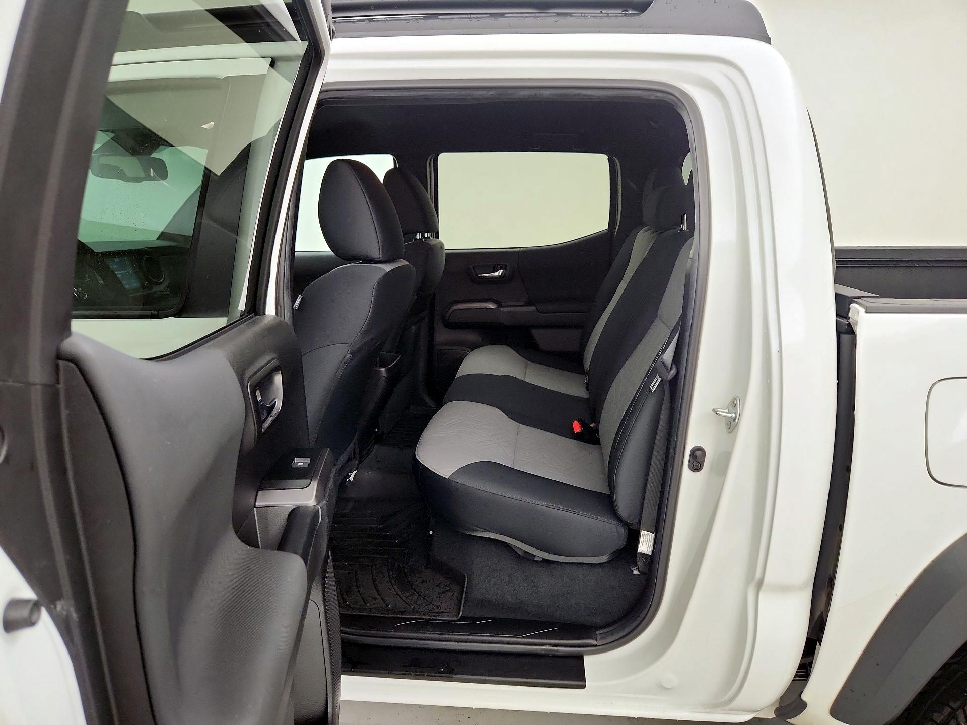 Thumbnail: 2023 Toyota Tacoma - 19