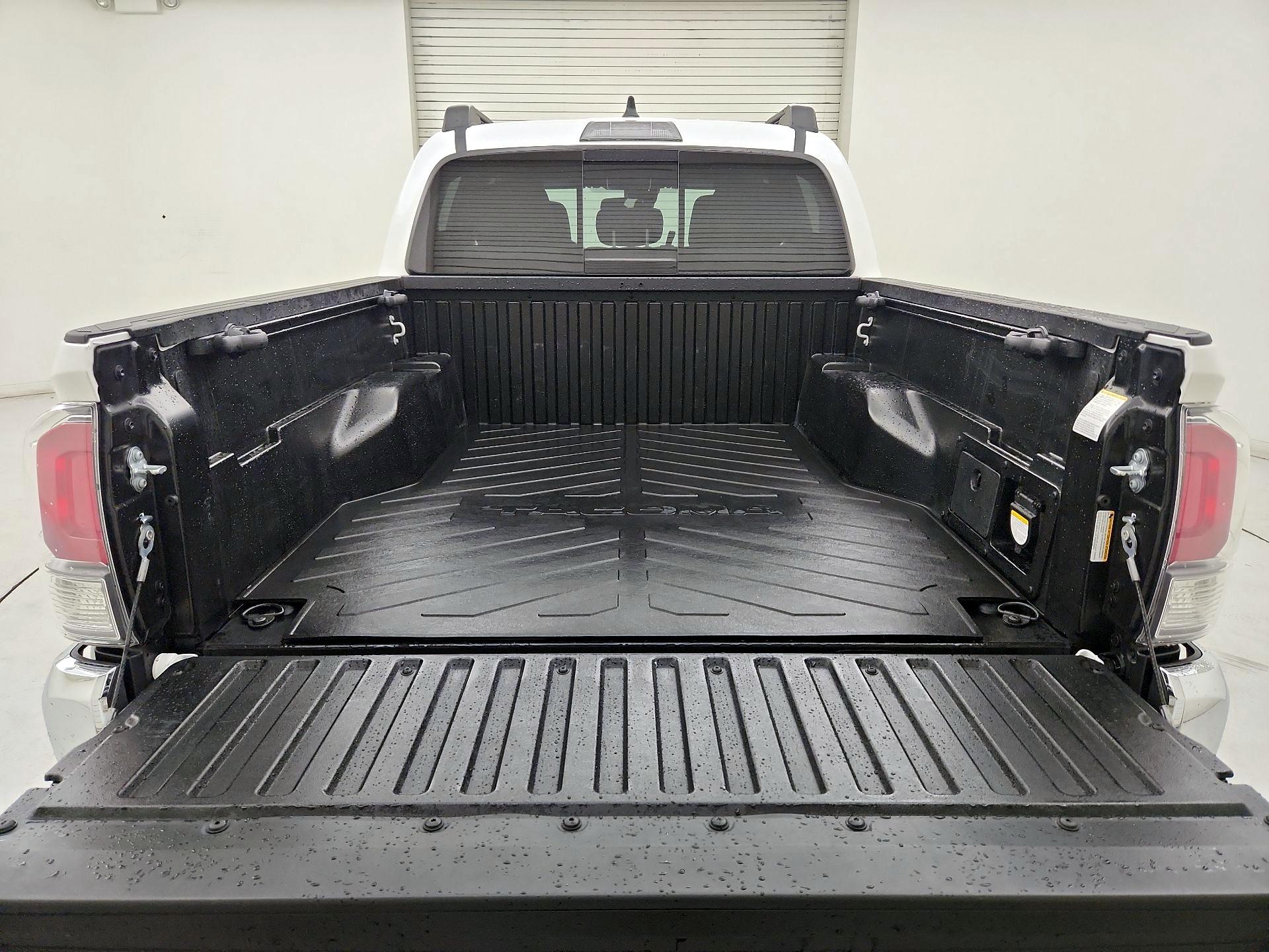 Thumbnail: 2023 Toyota Tacoma - 20