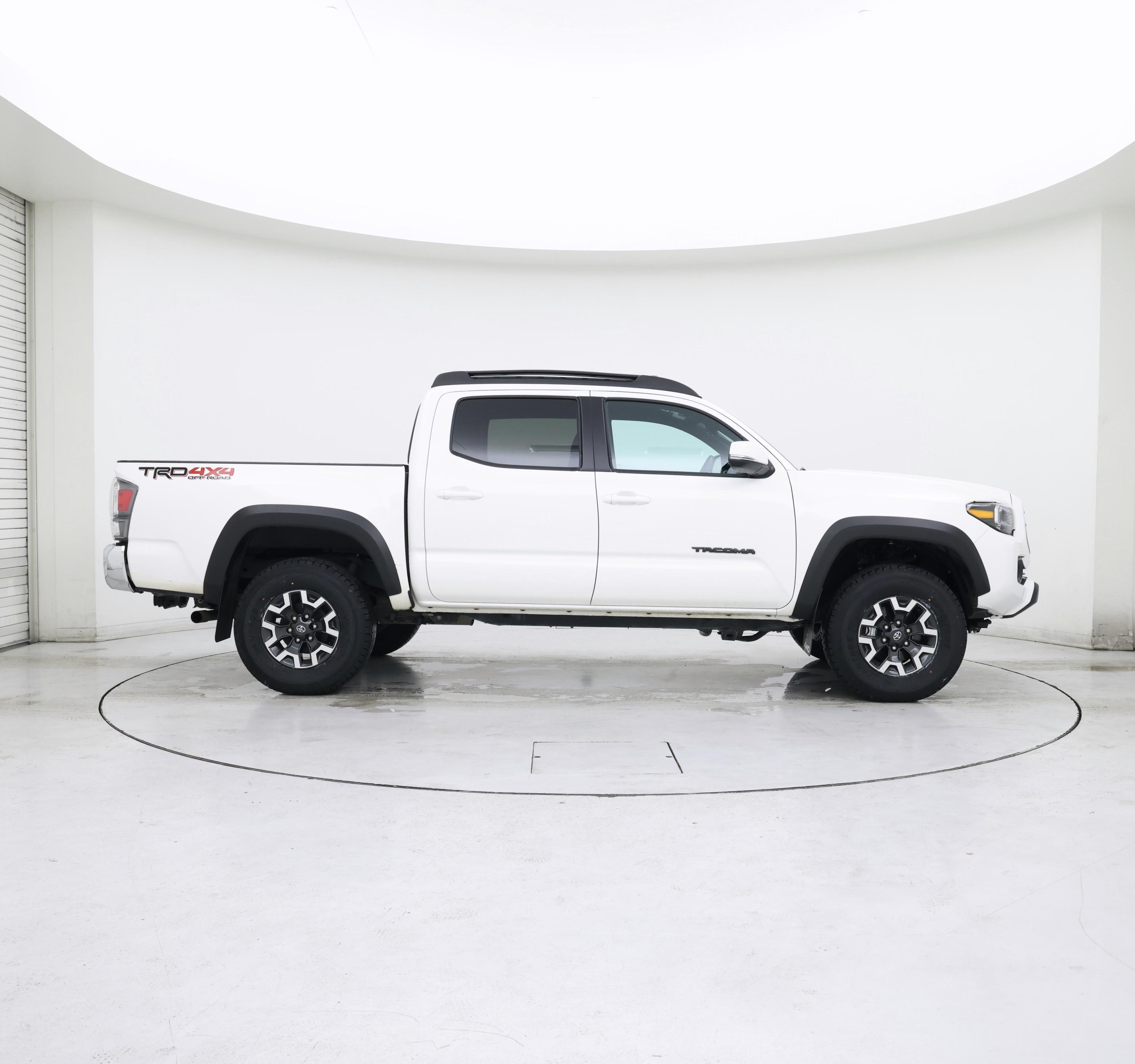 Thumbnail: 2023 Toyota Tacoma - 7