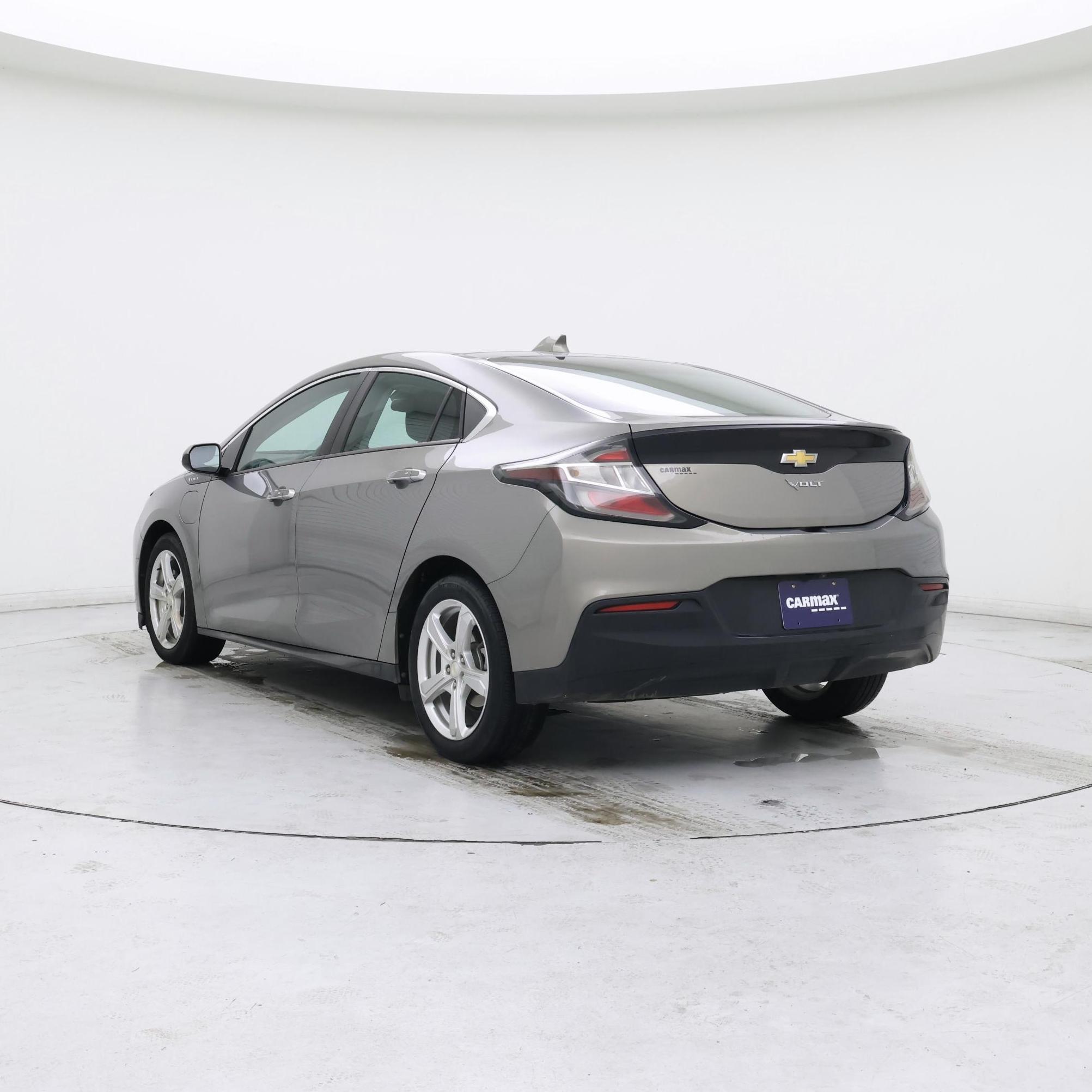 Thumbnail: 2017 Chevrolet Volt - 2
