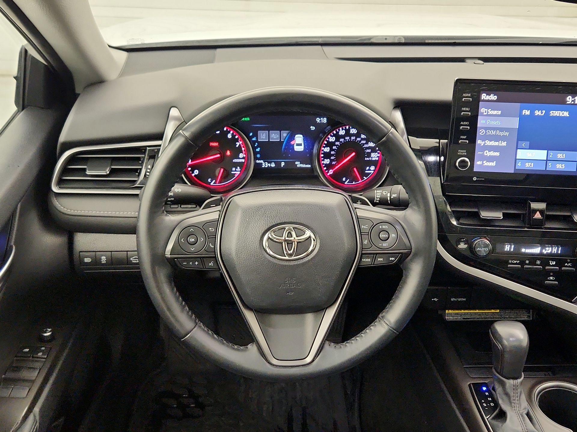 Thumbnail: 2021 Toyota Camry - 10