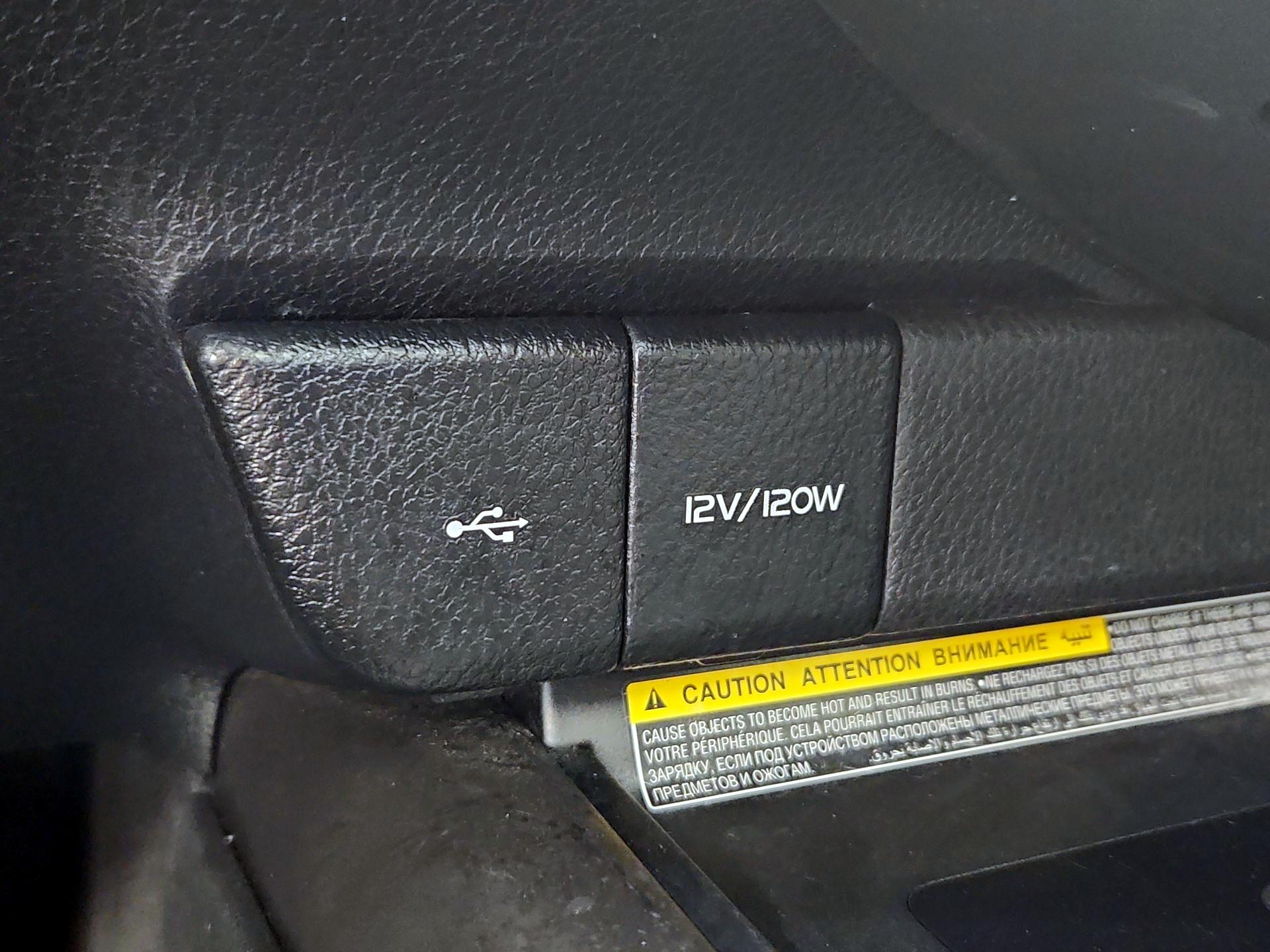 Thumbnail: 2021 Toyota Camry - 18