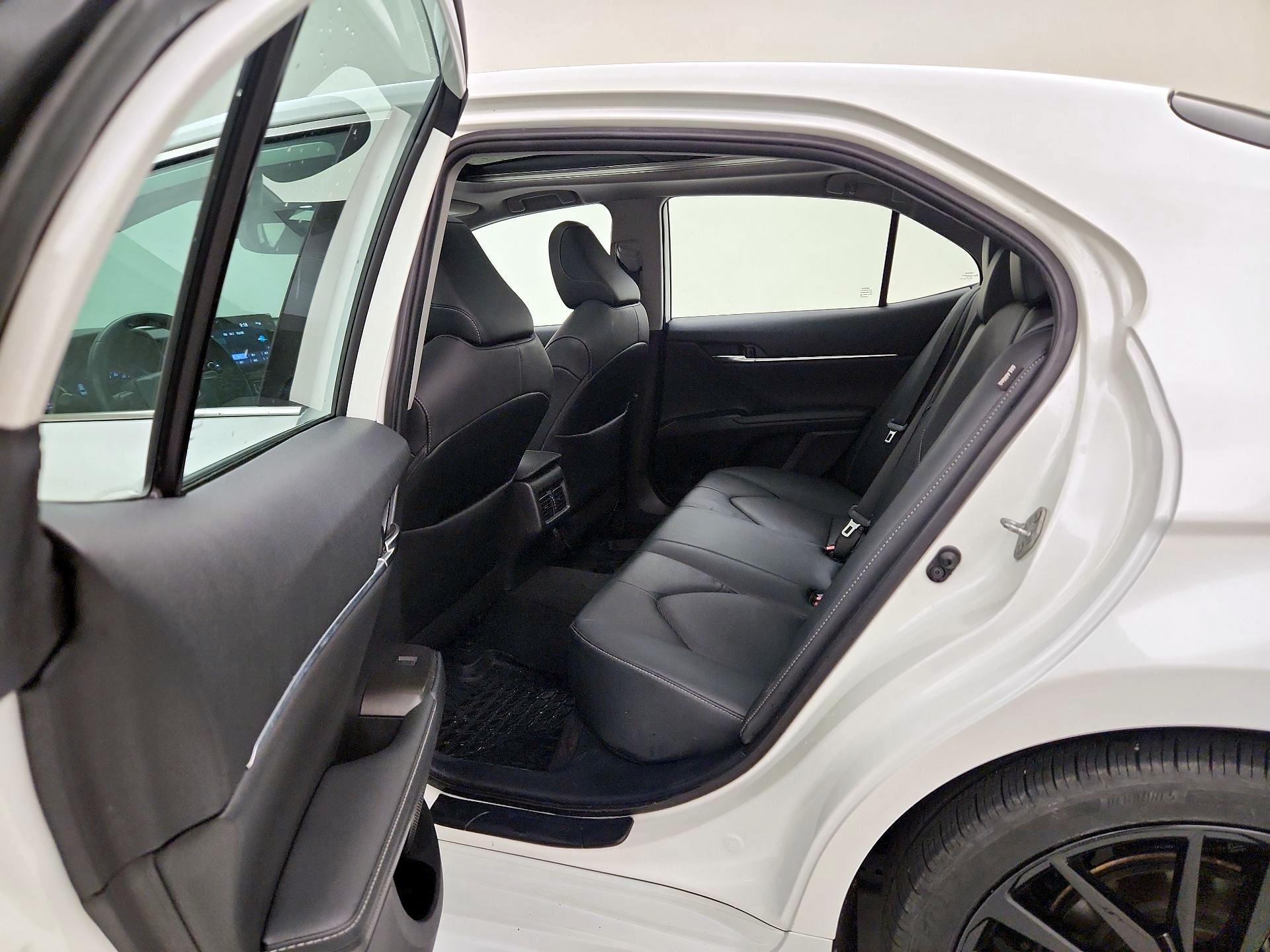 Thumbnail: 2021 Toyota Camry - 20