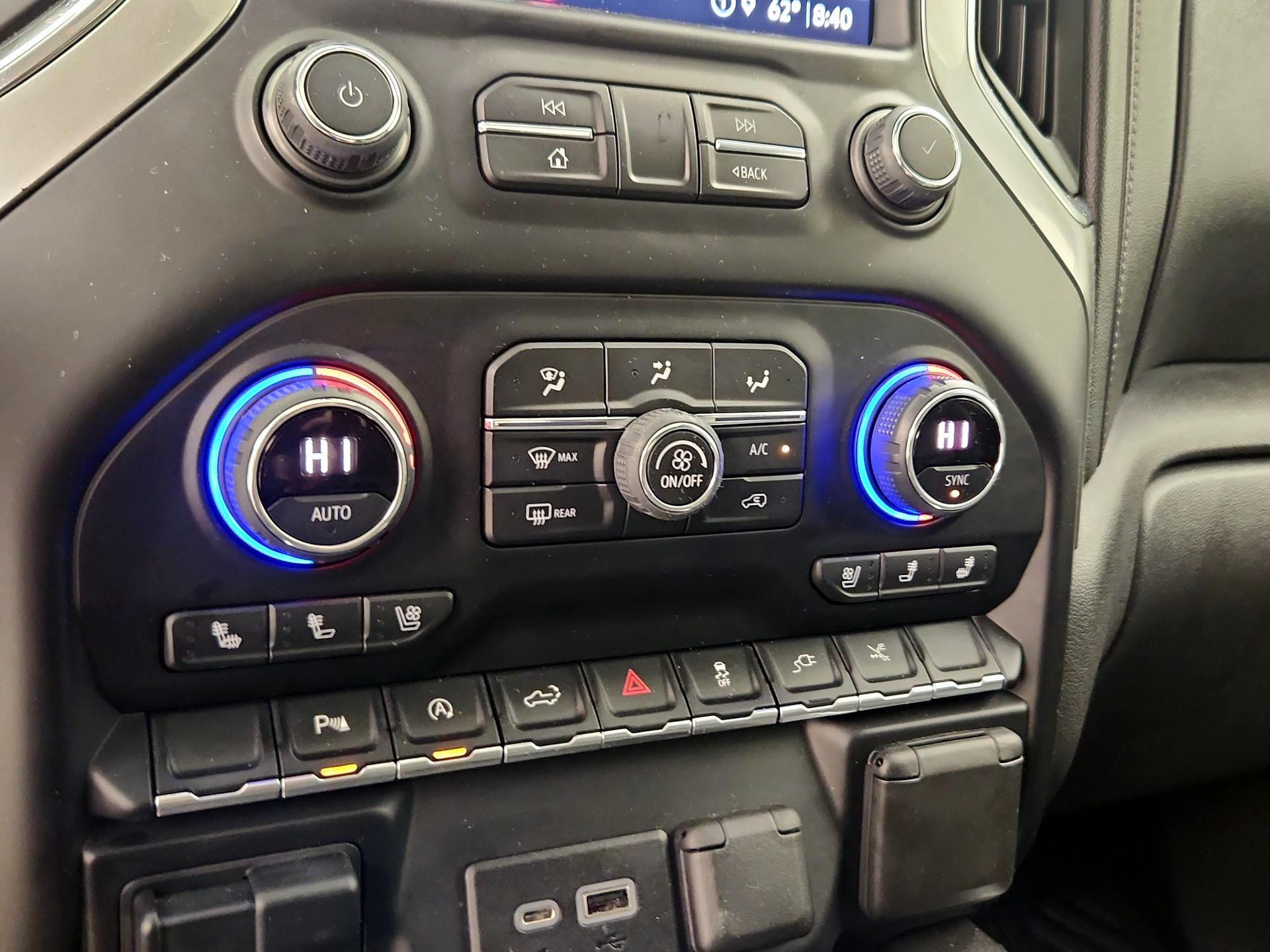 Thumbnail: 2021 Chevrolet Silverado 1500 - 16