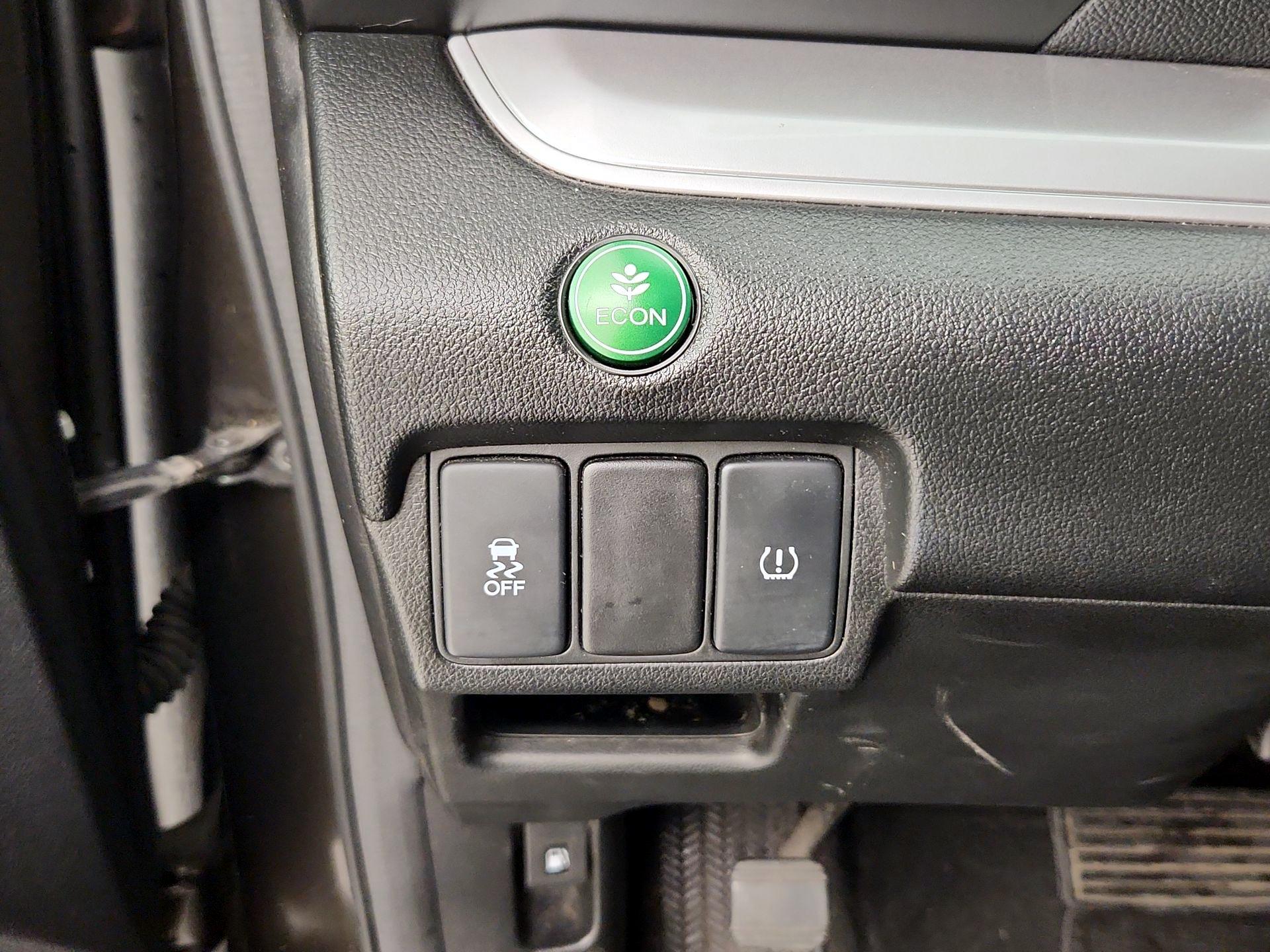 Thumbnail: 2015 Honda CR-V - 13