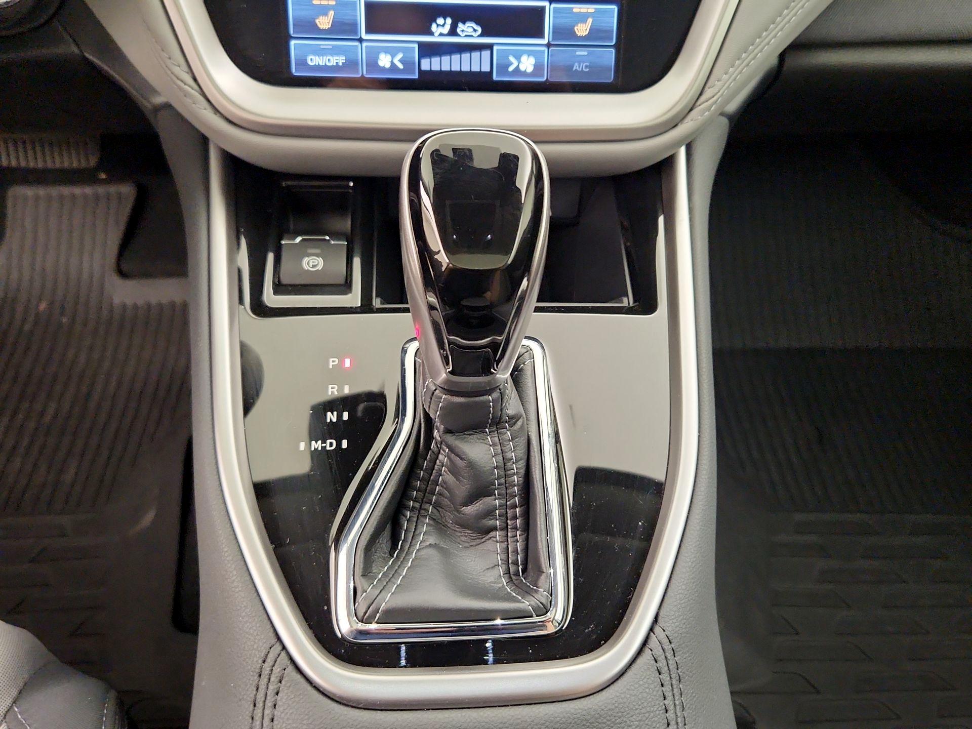 Thumbnail: 2025 Subaru Outback - 18