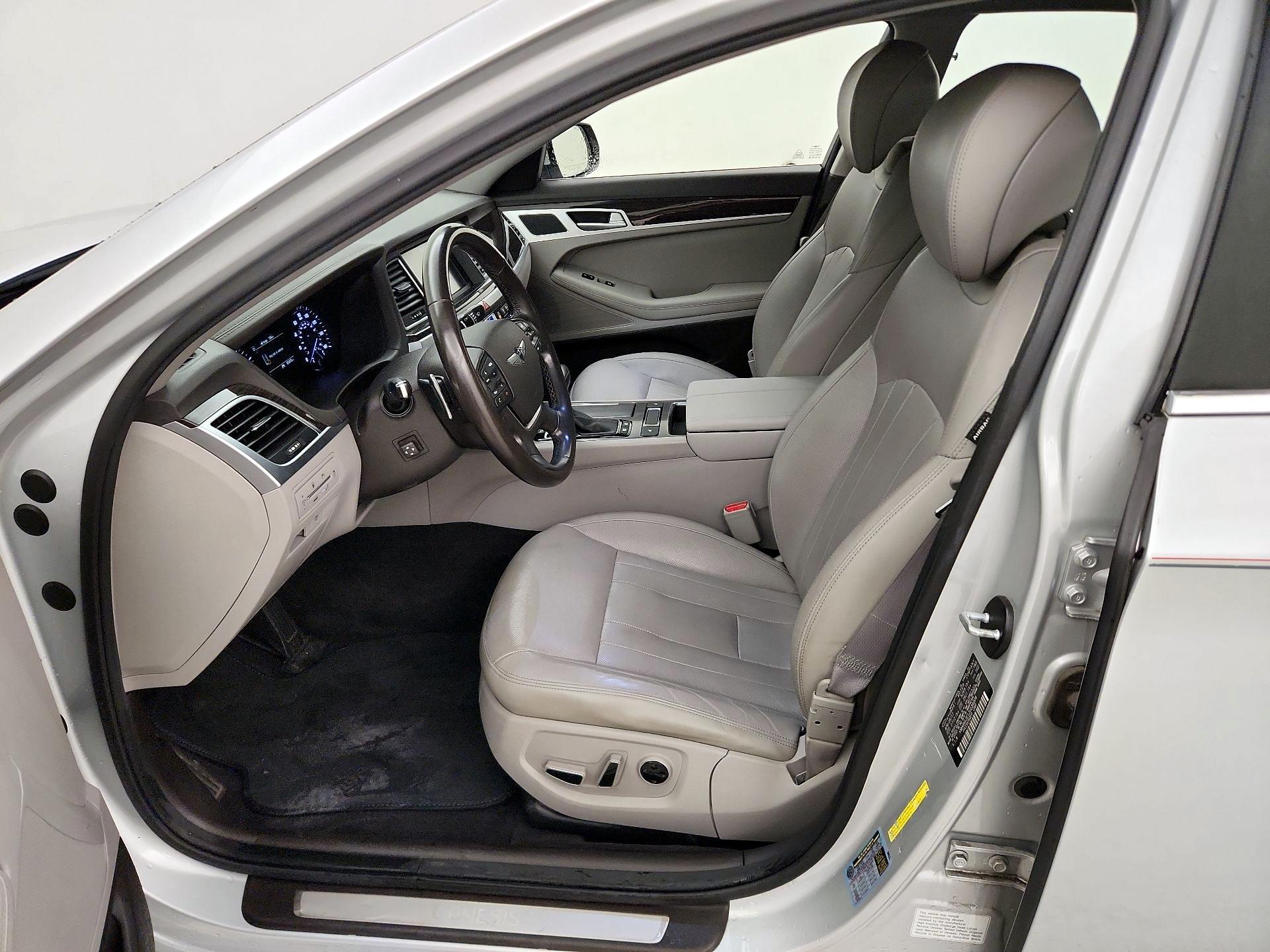 Thumbnail: 2018 Genesis G80 - 11