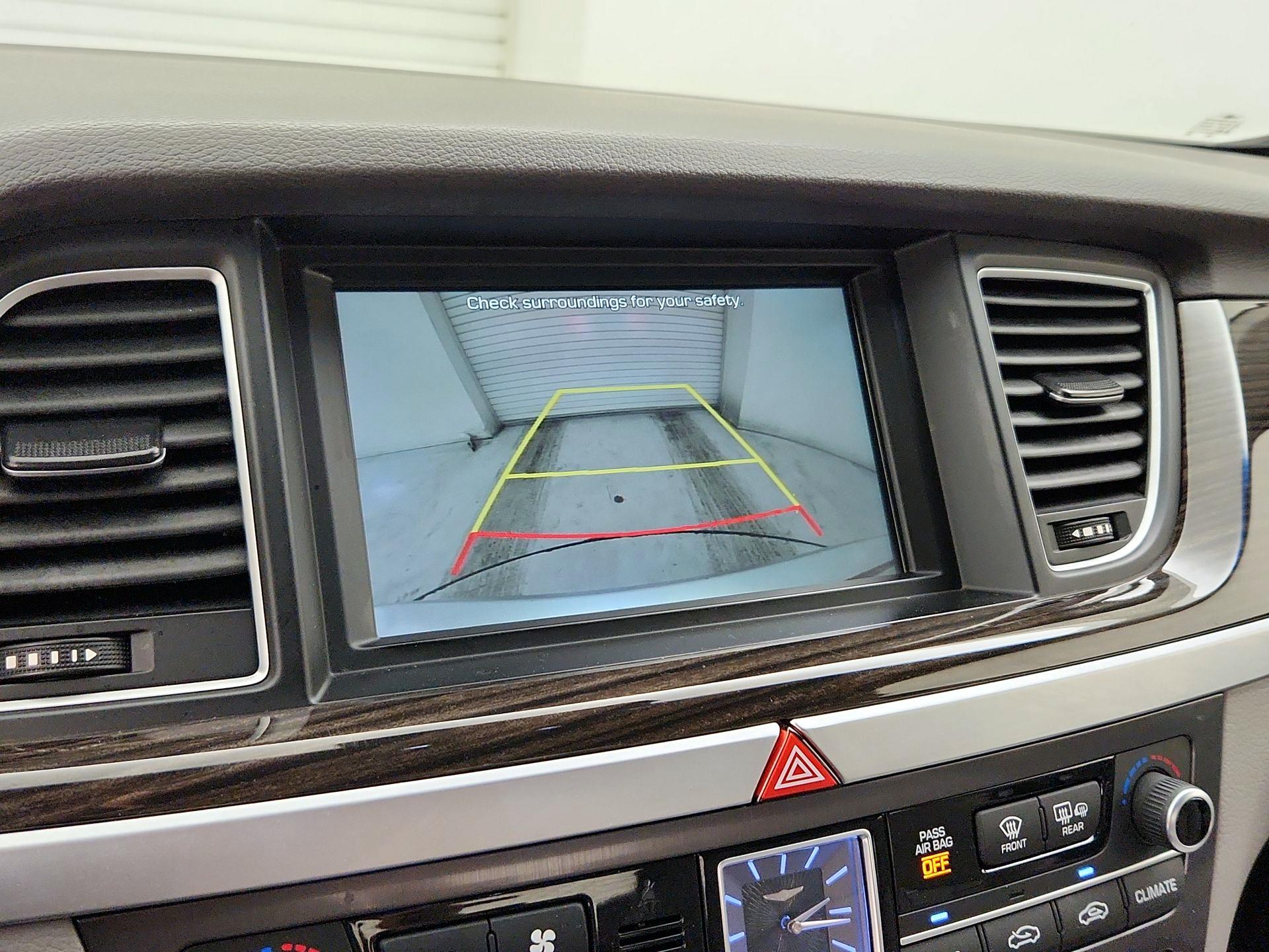 Thumbnail: 2018 Genesis G80 - 15