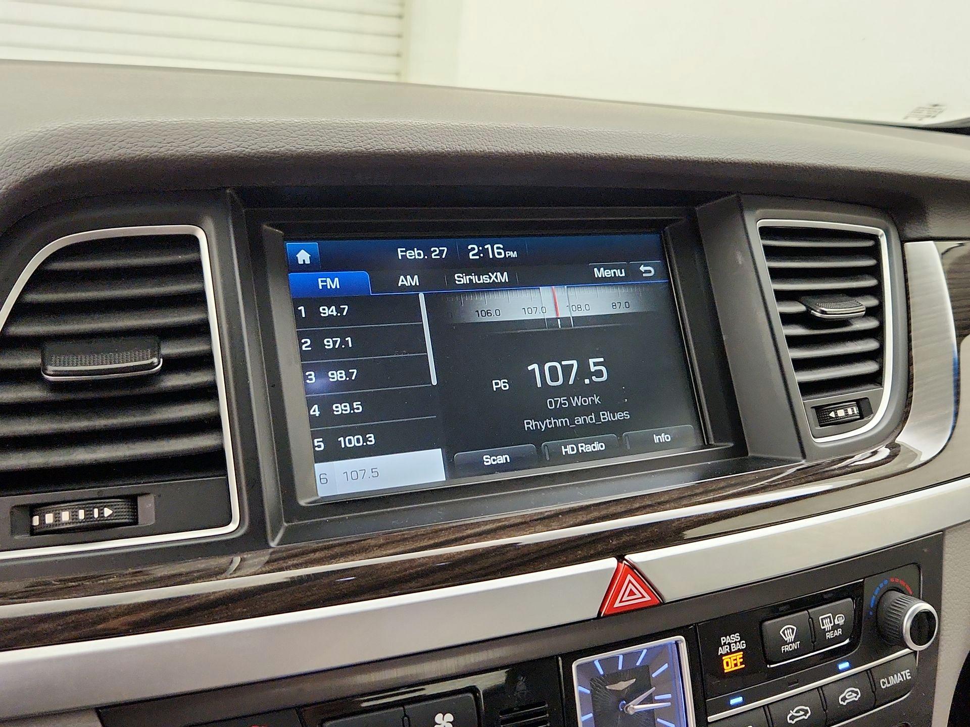 Thumbnail: 2018 Genesis G80 - 16