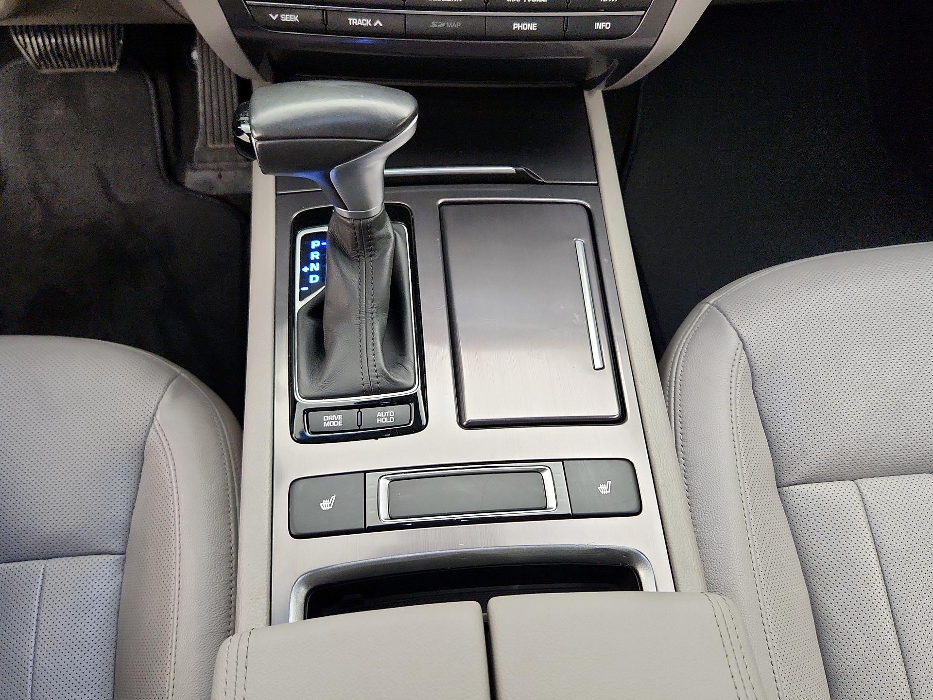 Thumbnail: 2018 Genesis G80 - 18