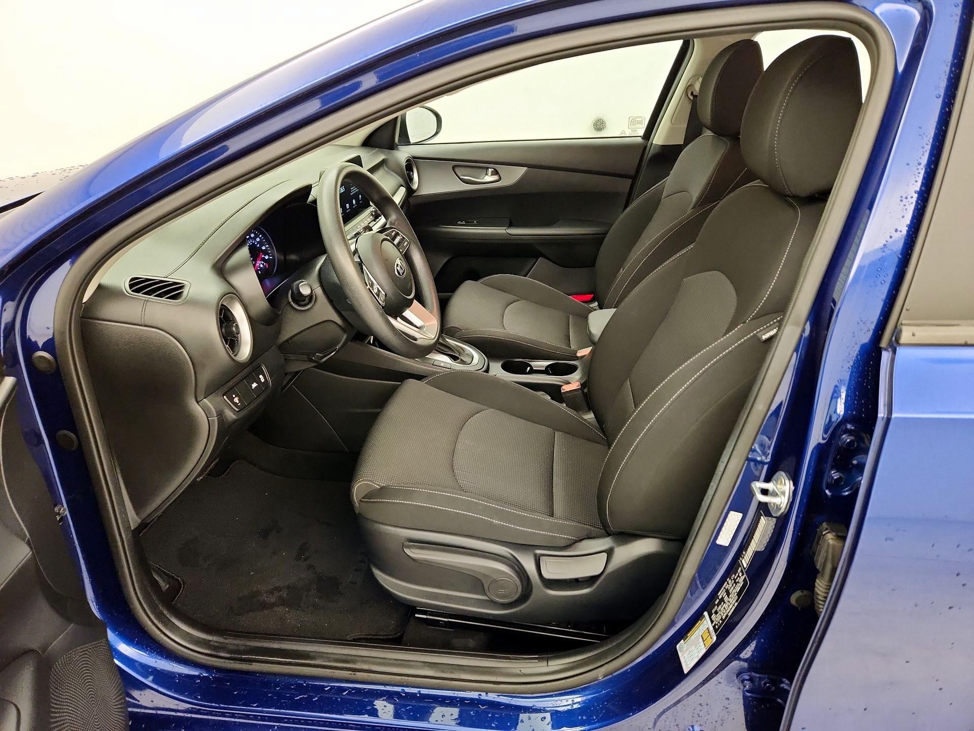 Thumbnail: 2021 Kia Forte - 11