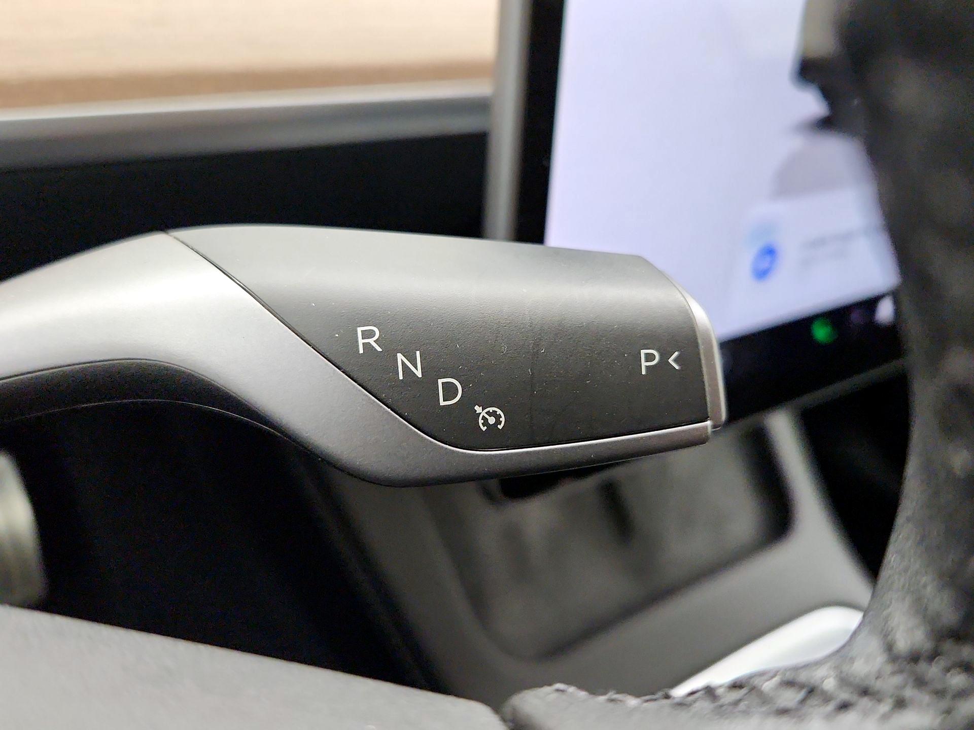 Thumbnail: 2022 Tesla Model Y - 17