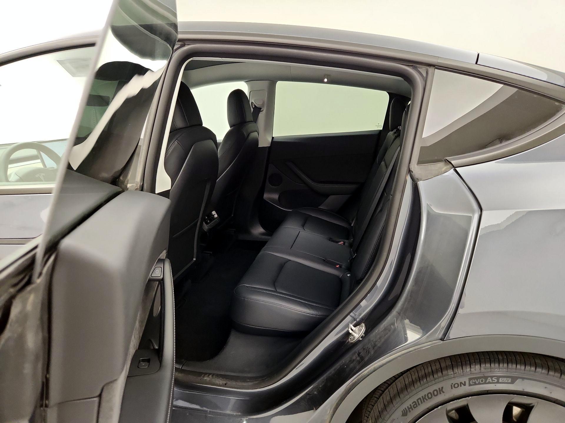 Thumbnail: 2022 Tesla Model Y - 20