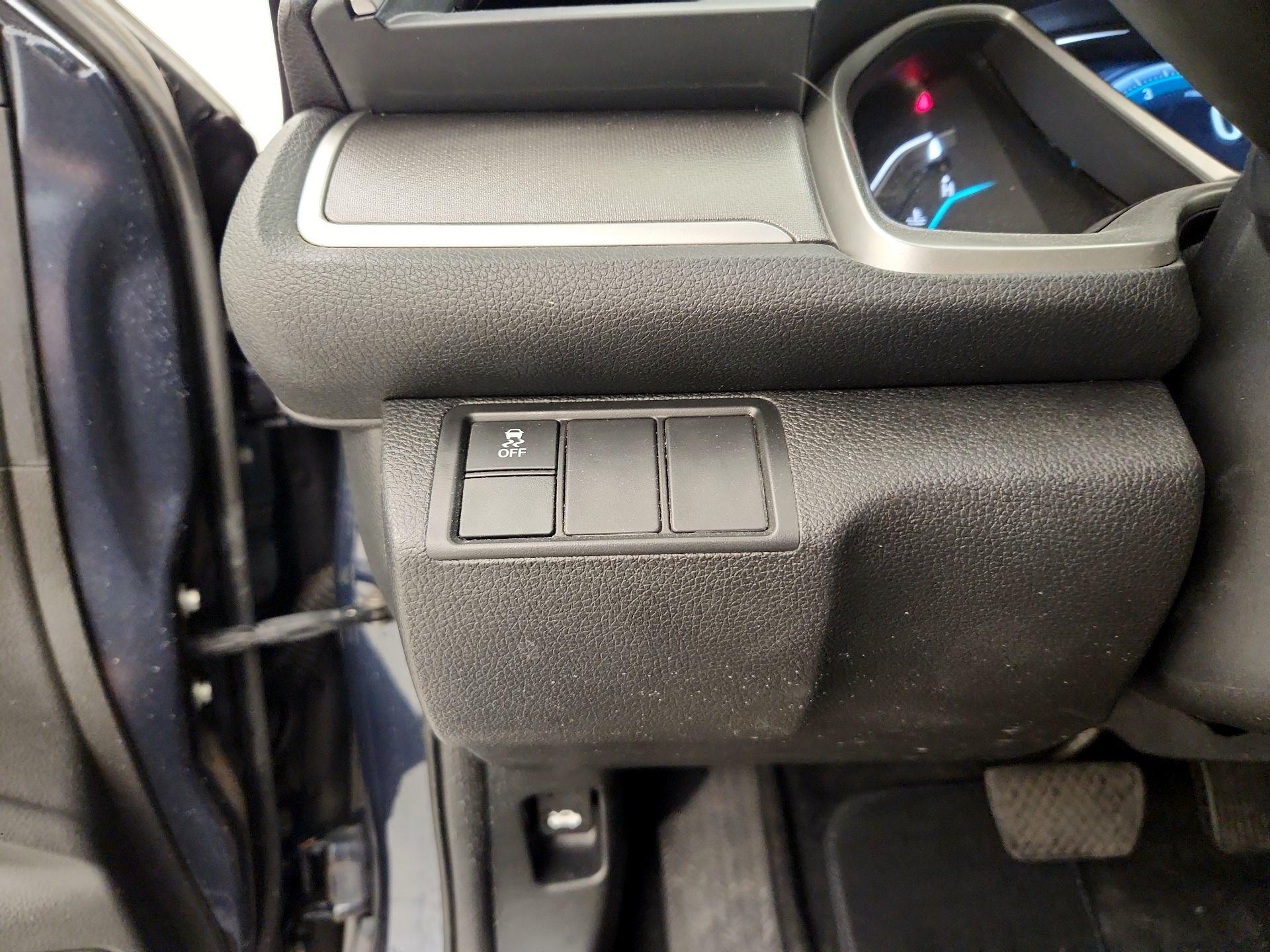 Thumbnail: 2016 Honda Civic - 13