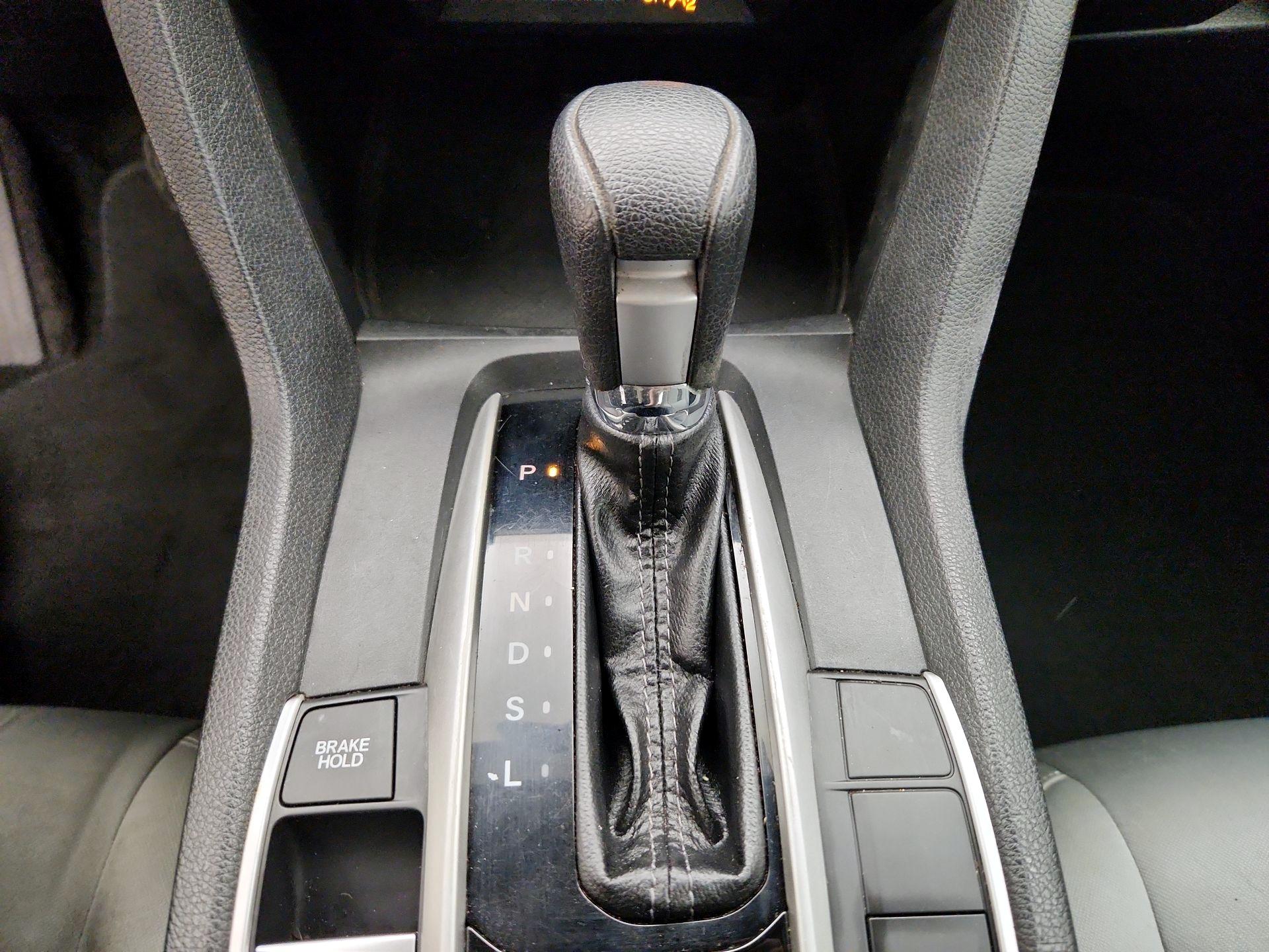 Thumbnail: 2016 Honda Civic - 17