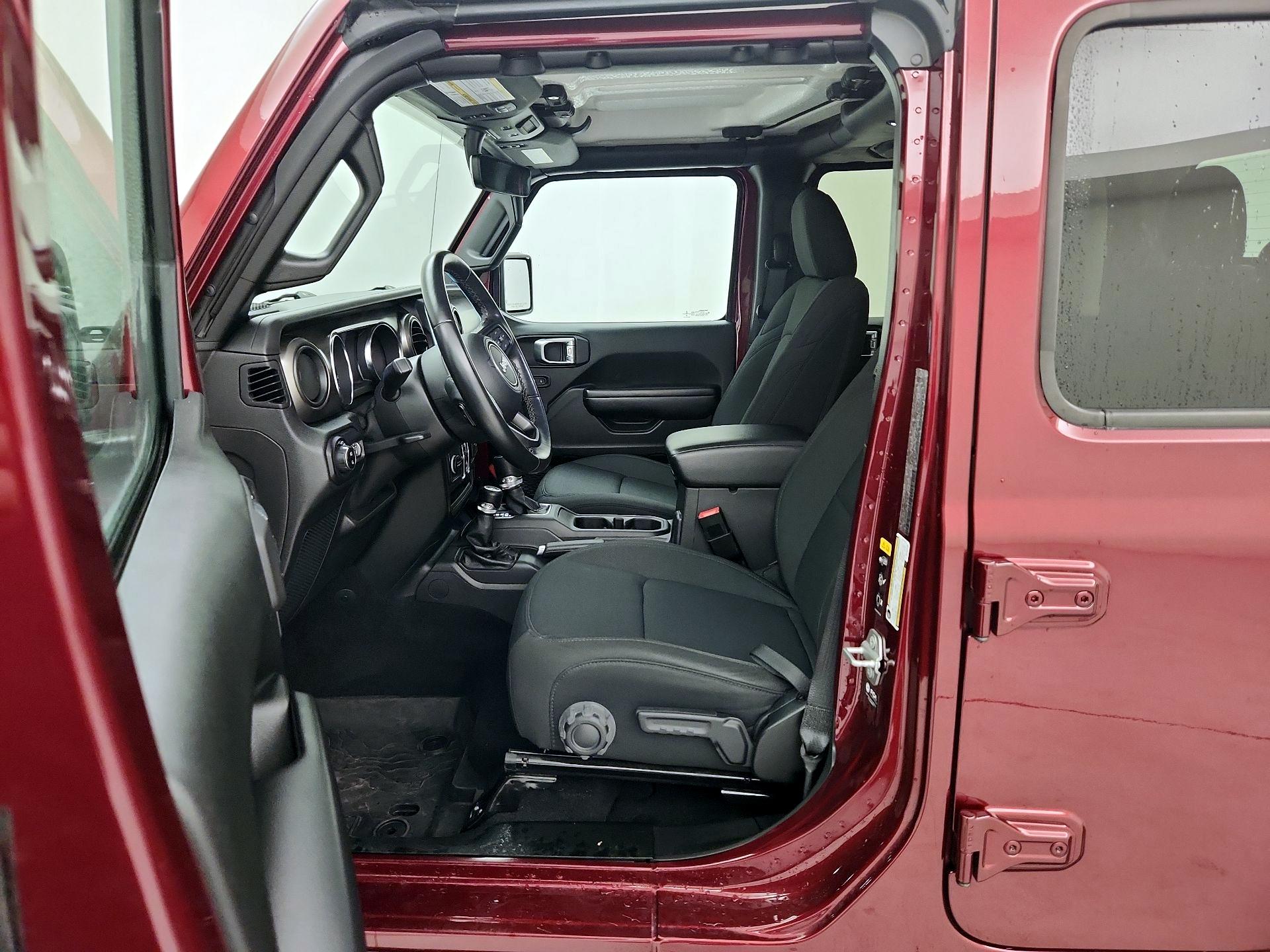 Thumbnail: 2021 Jeep Gladiator - 11