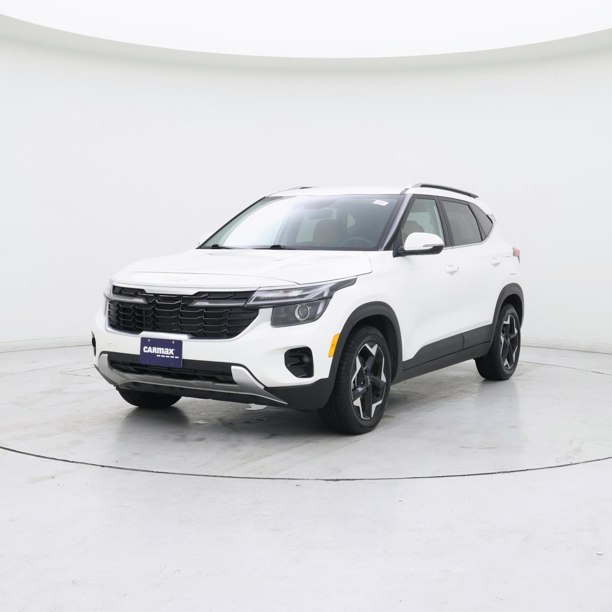 Thumbnail: 2024 Kia Seltos - 4