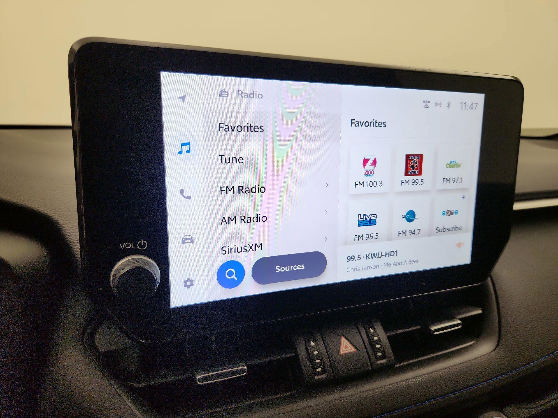 Thumbnail: 2023 Toyota RAV4 - 15