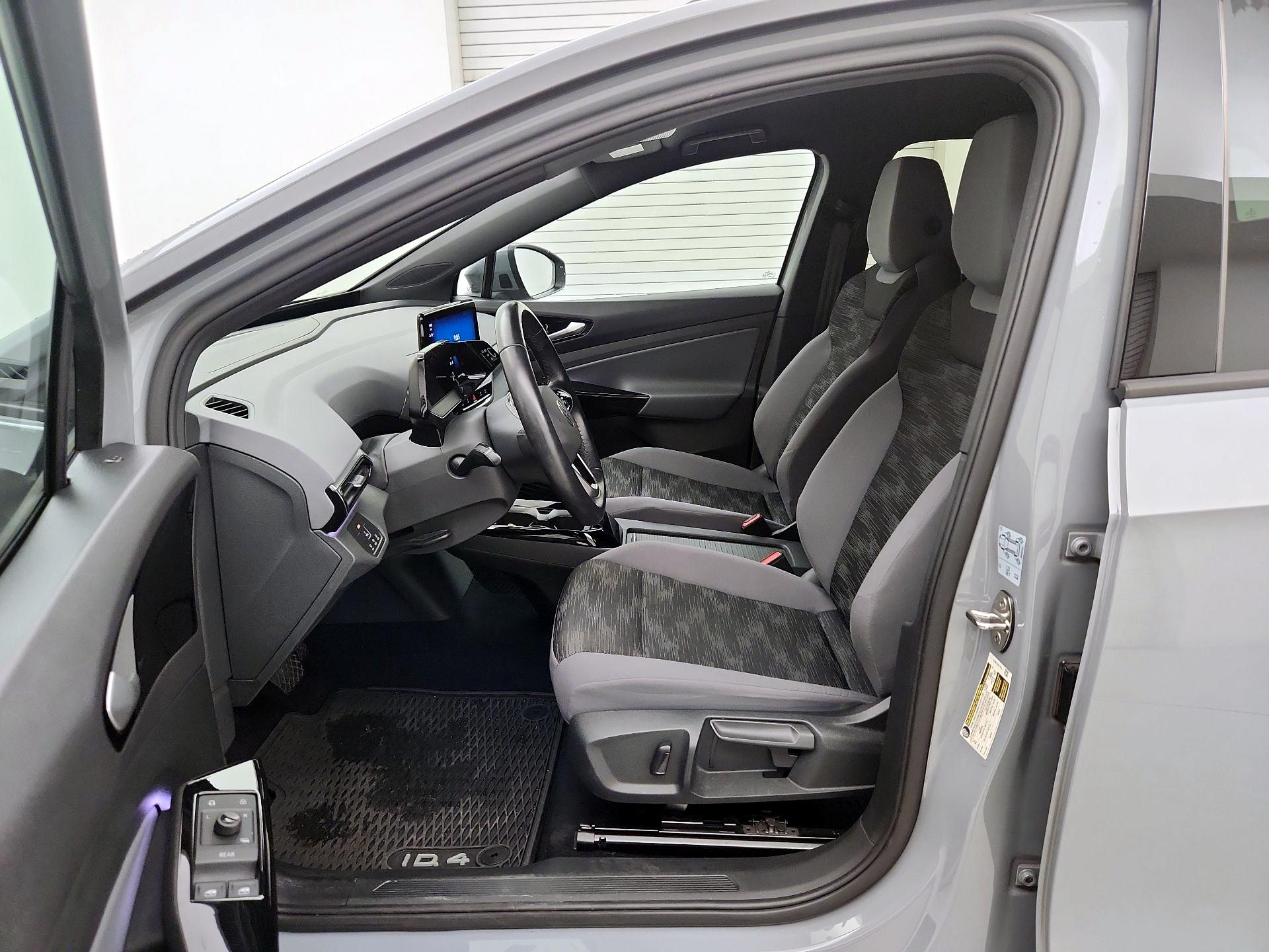 Thumbnail: 2022 Volkswagen ID.4 - 11