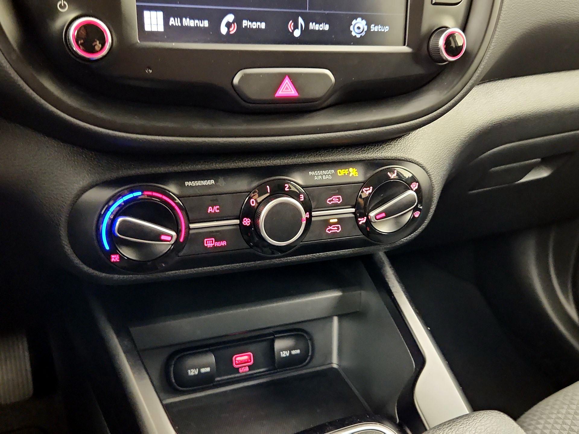 Thumbnail: 2022 Kia Soul - 16