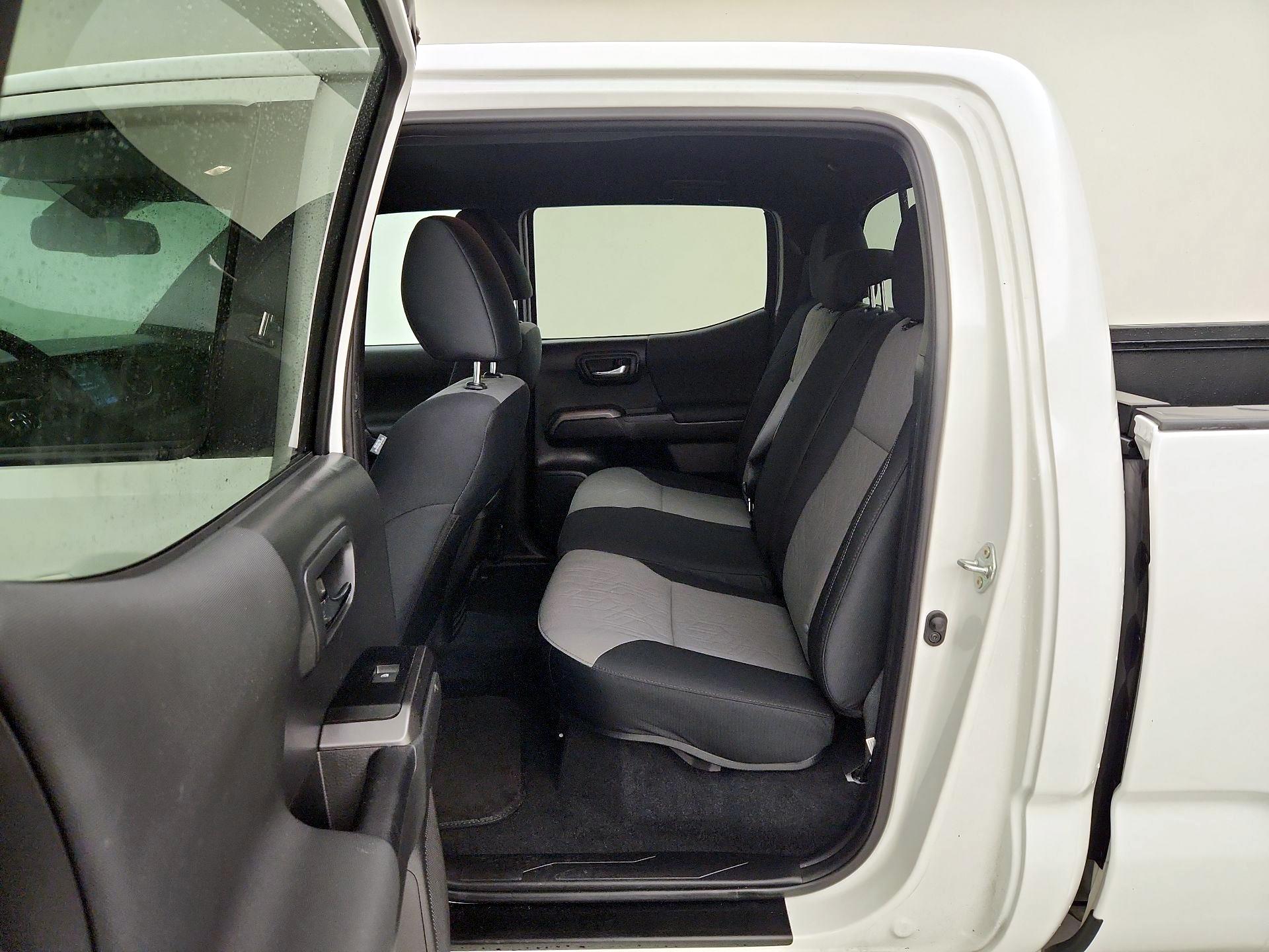 Thumbnail: 2023 Toyota Tacoma - 19