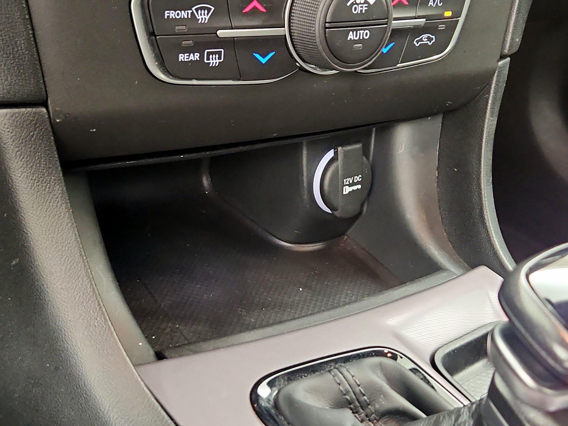 Thumbnail: 2022 Dodge Charger - 18