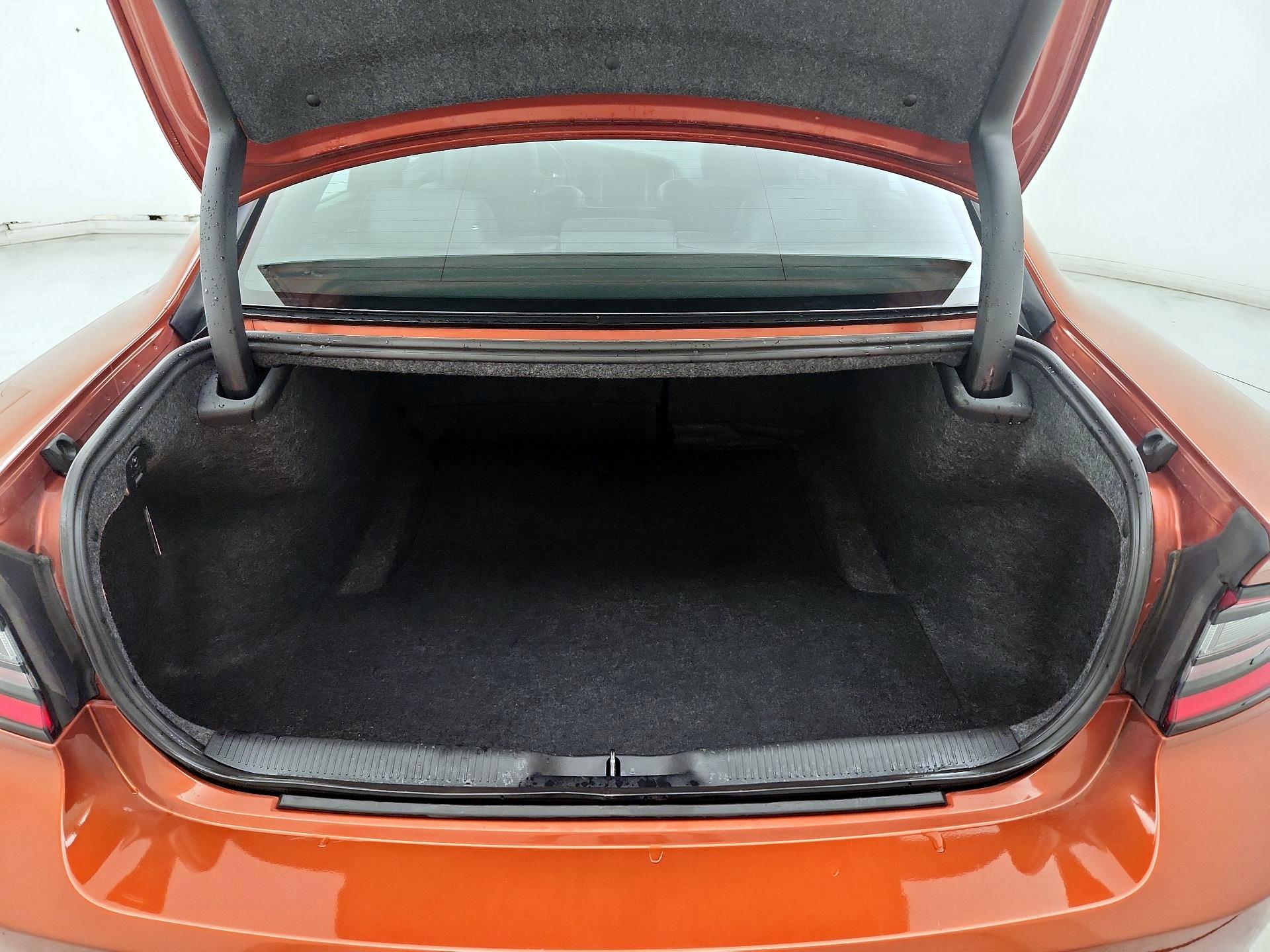 Thumbnail: 2022 Dodge Charger - 20