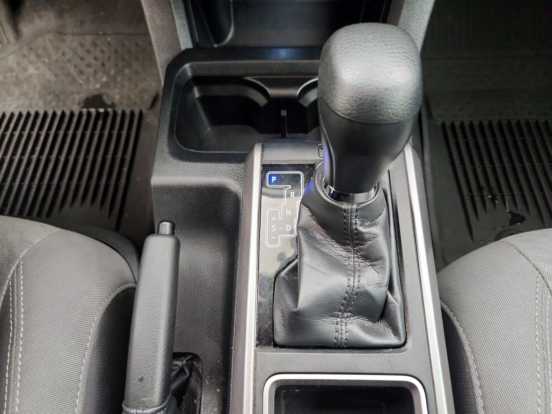 Thumbnail: 2023 Toyota Tacoma - 17