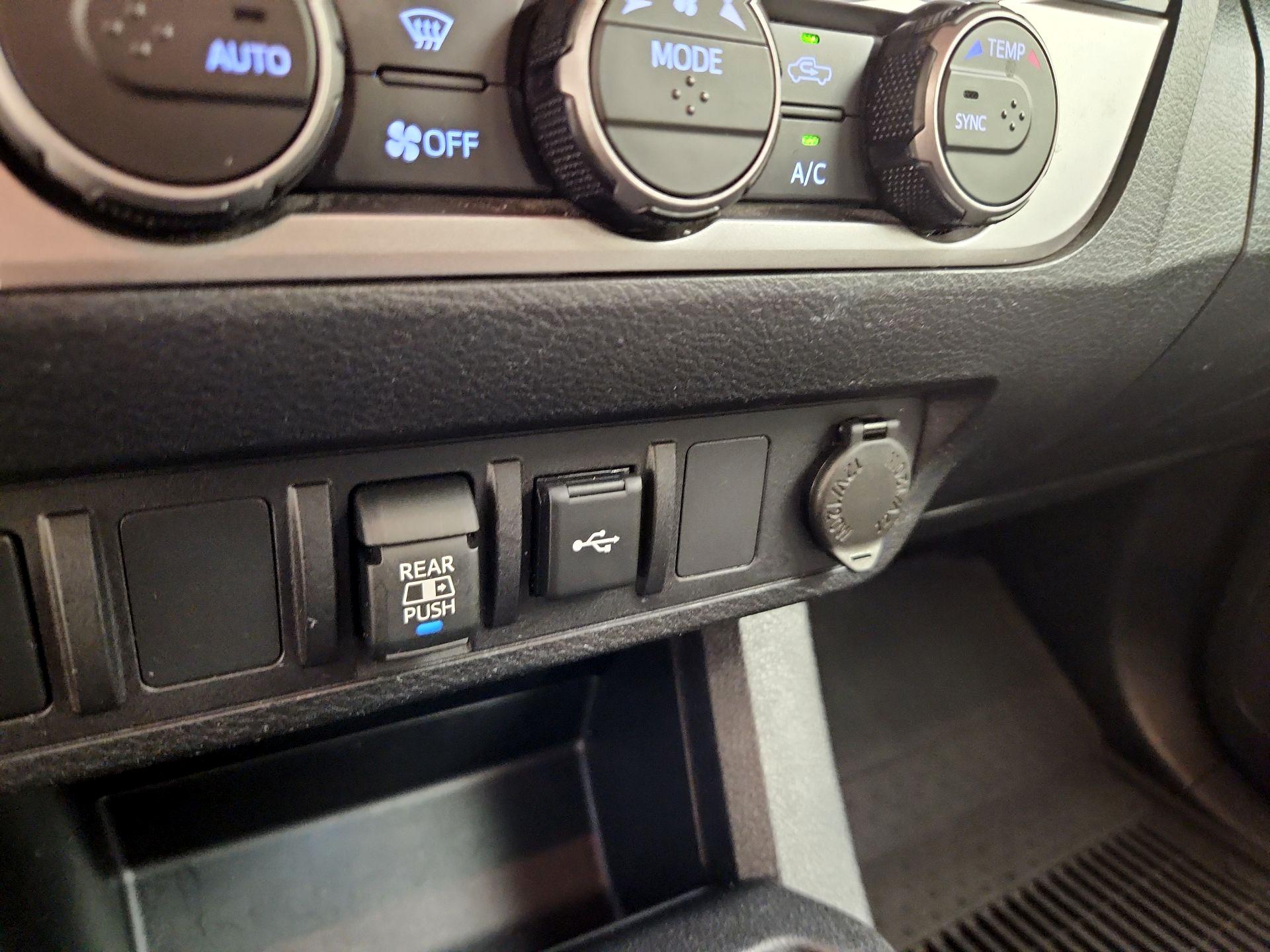 Thumbnail: 2023 Toyota Tacoma - 18