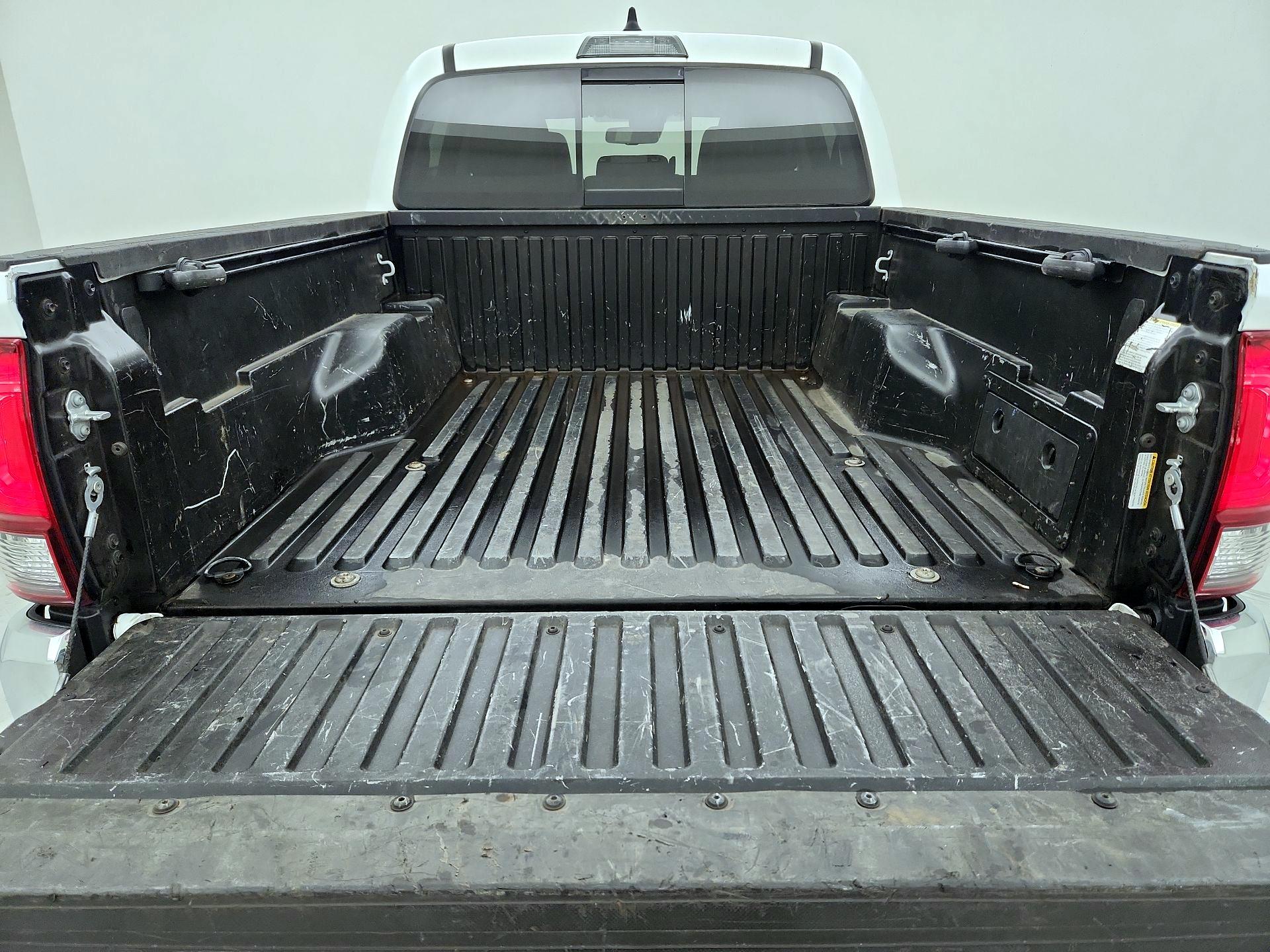 Thumbnail: 2023 Toyota Tacoma - 20