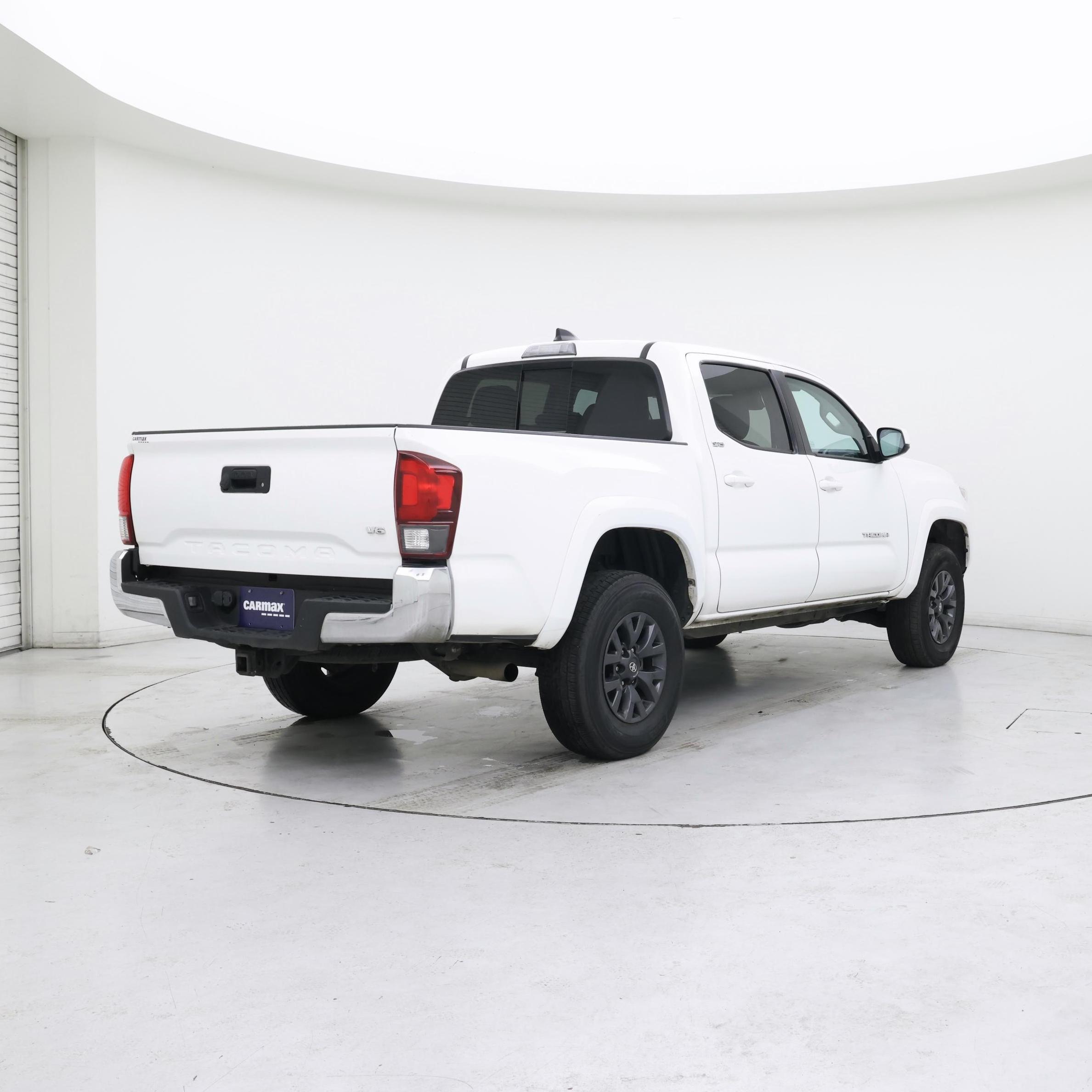 Thumbnail: 2023 Toyota Tacoma - 8