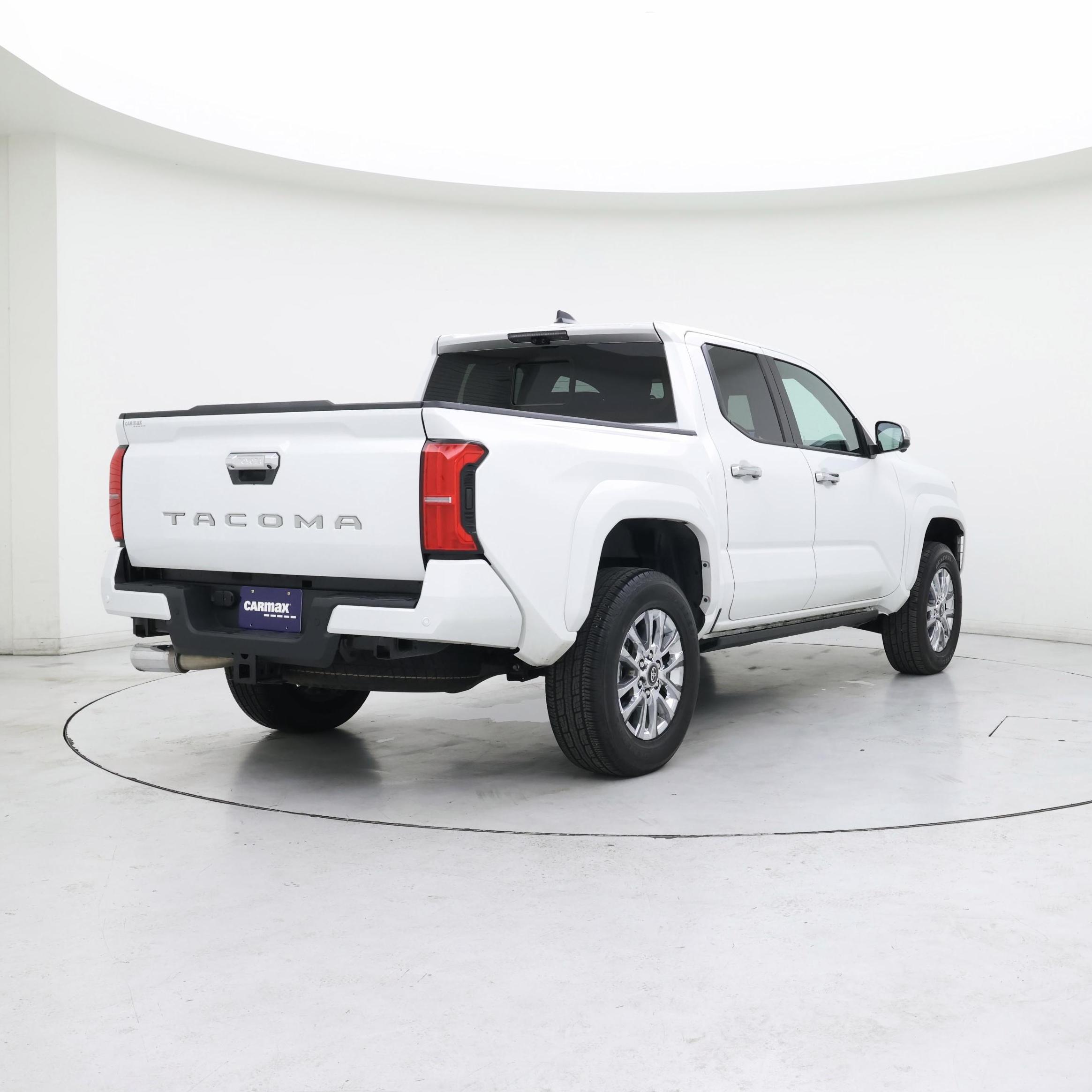 Thumbnail: 2024 Toyota Tacoma - 8