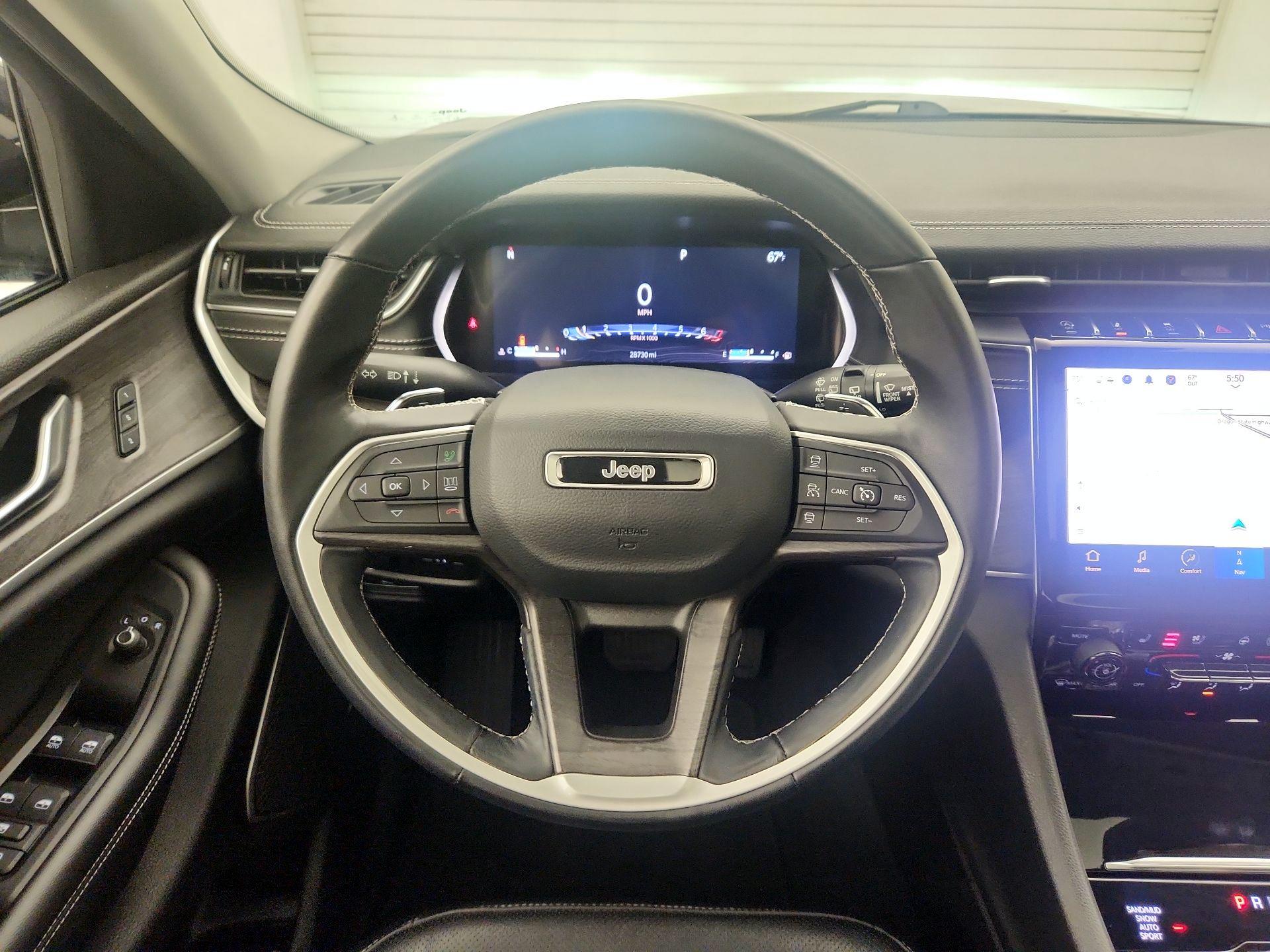 Thumbnail: 2022 Jeep Grand Cherokee L - 10