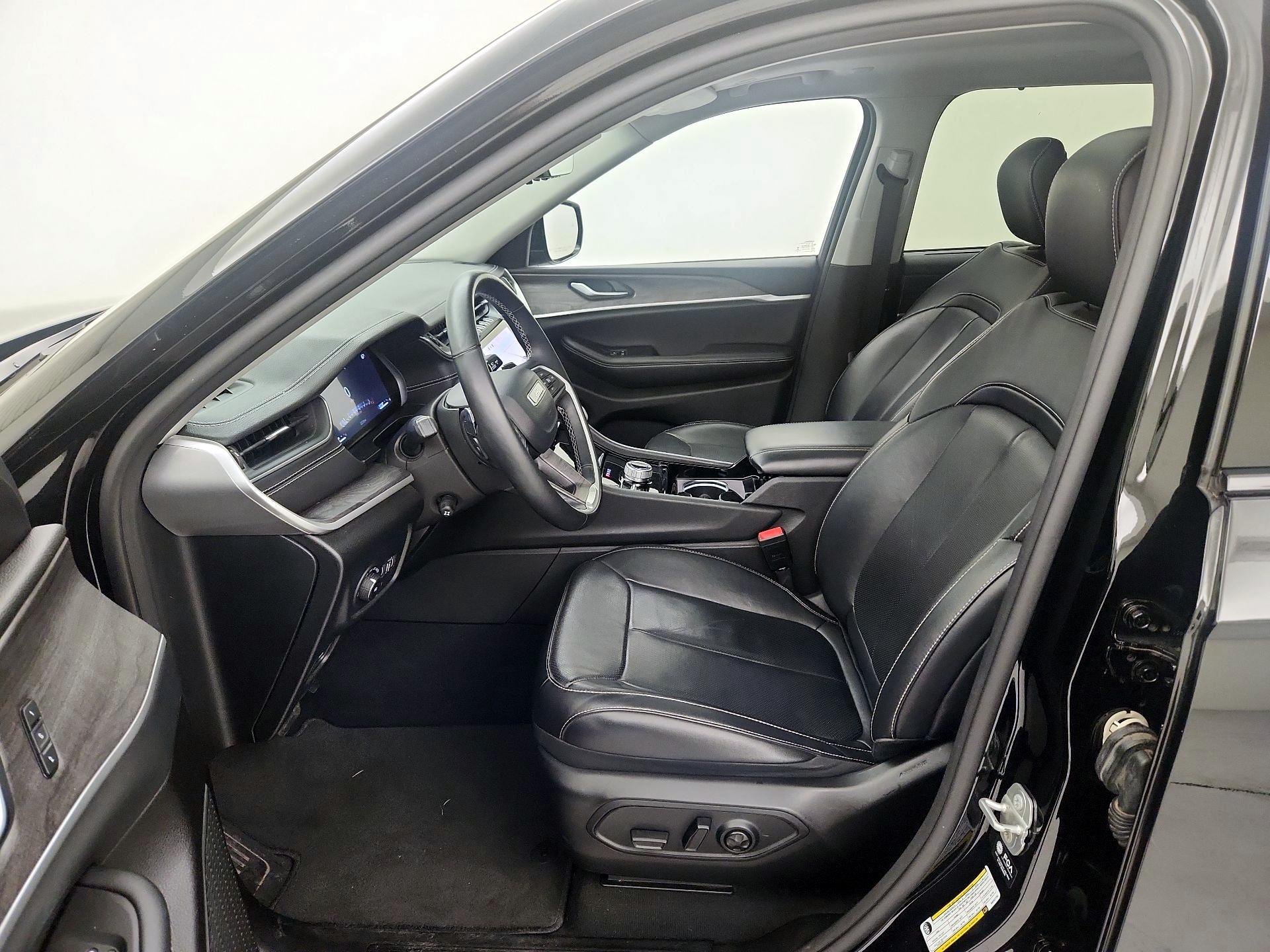 Thumbnail: 2022 Jeep Grand Cherokee L - 11