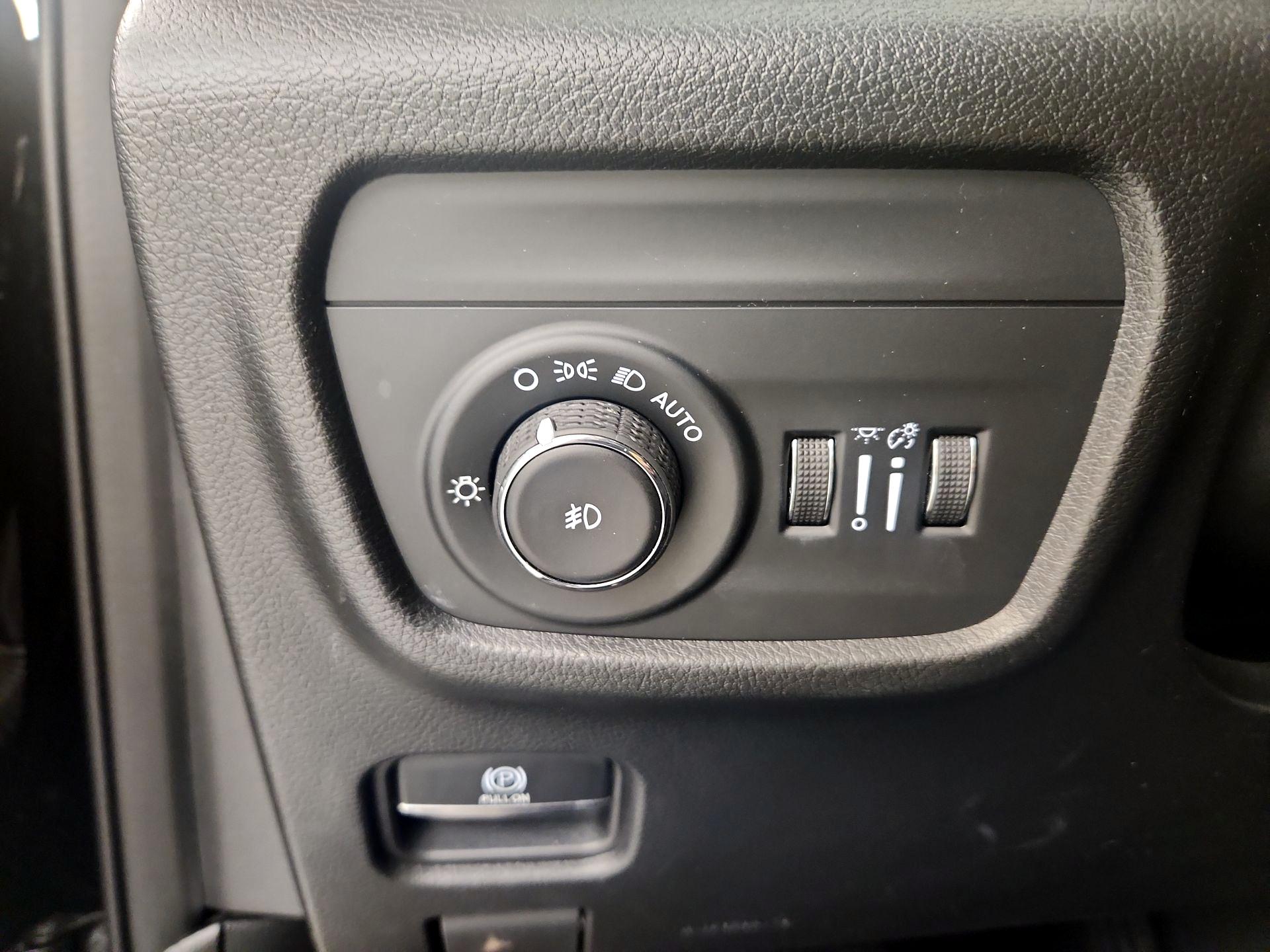 Thumbnail: 2022 Jeep Grand Cherokee L - 13