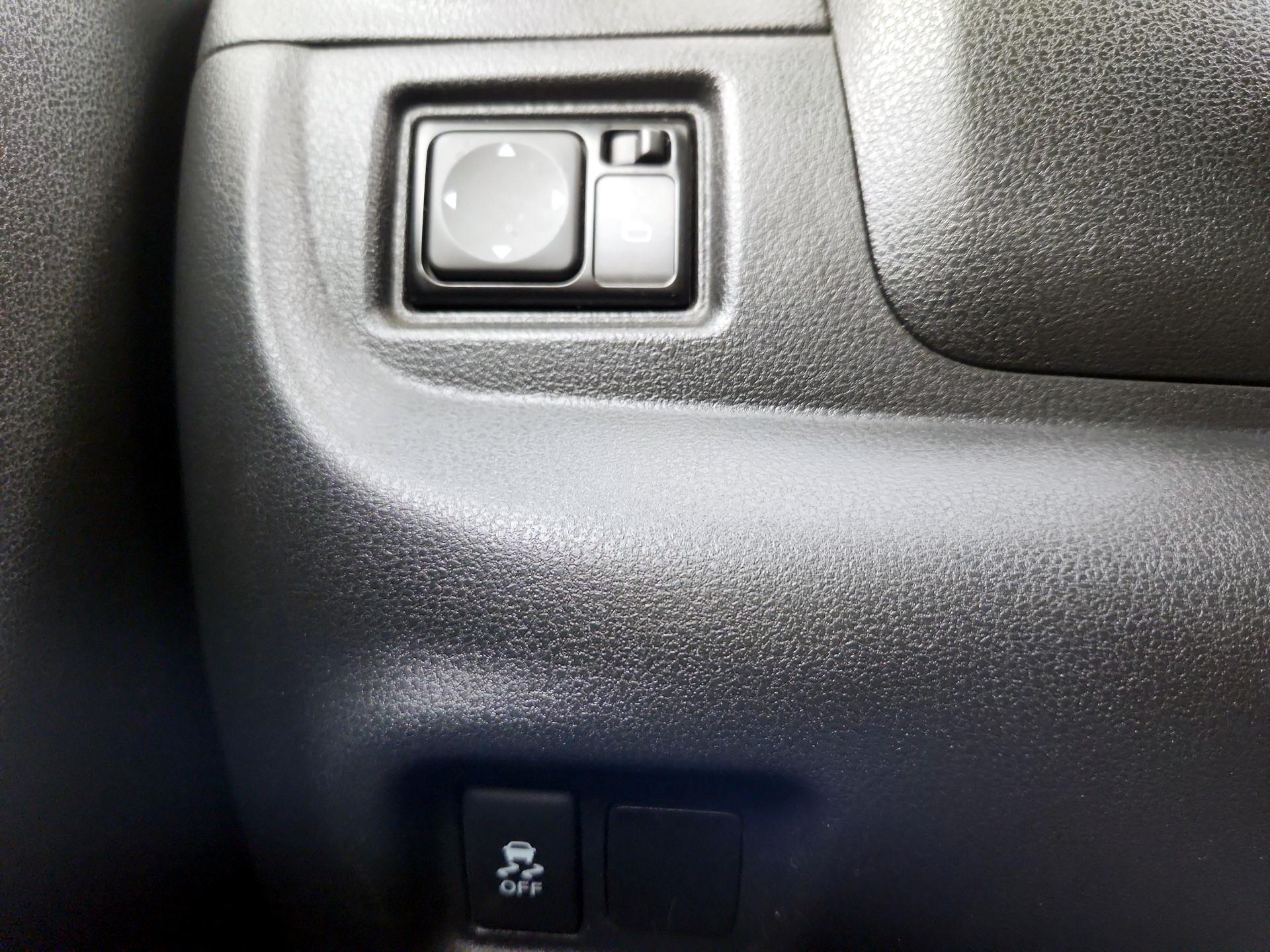 Thumbnail: 2018 Nissan Versa - 13