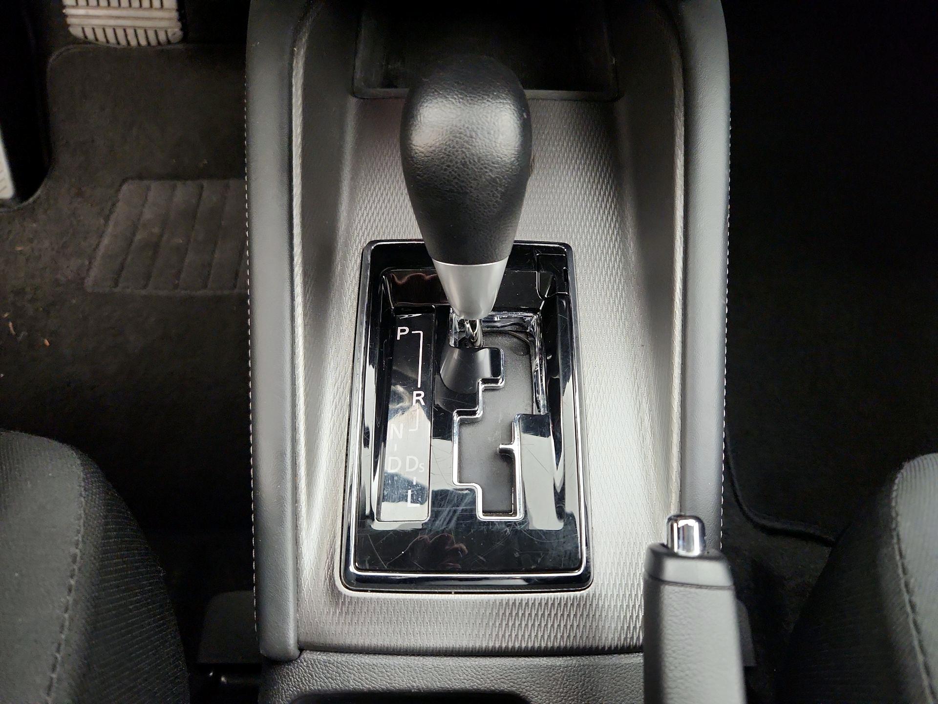 Thumbnail: 2024 Mitsubishi Outlander Sport - 17