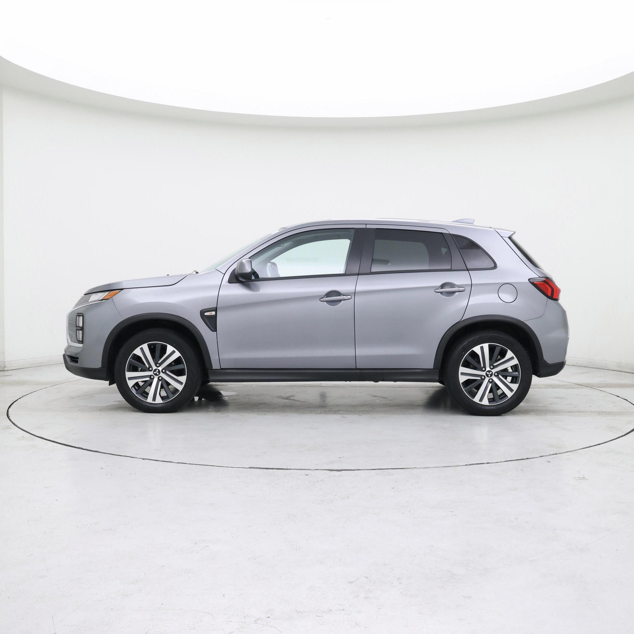 Thumbnail: 2024 Mitsubishi Outlander Sport - 3