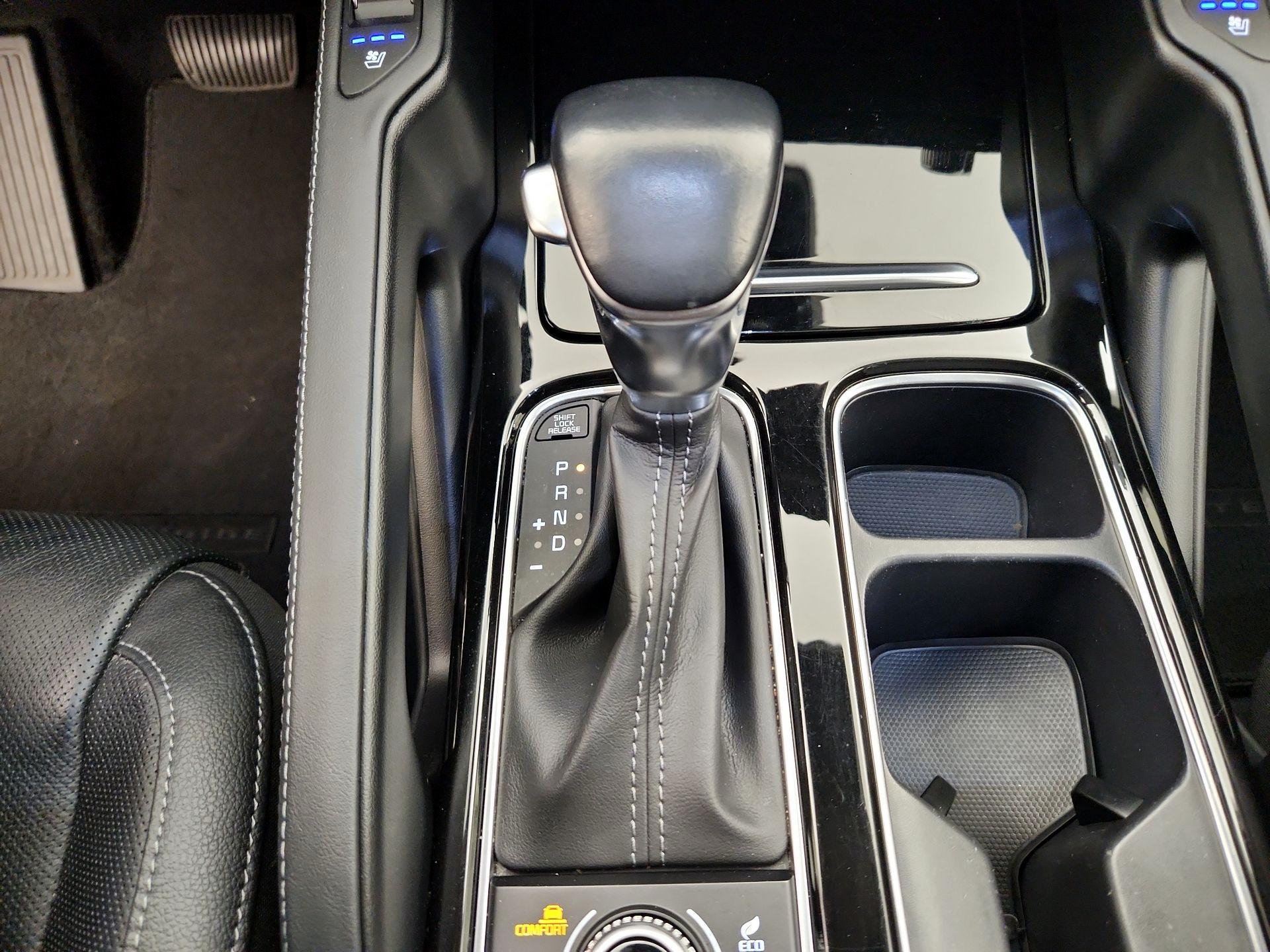 Thumbnail: 2022 Kia Telluride - 18