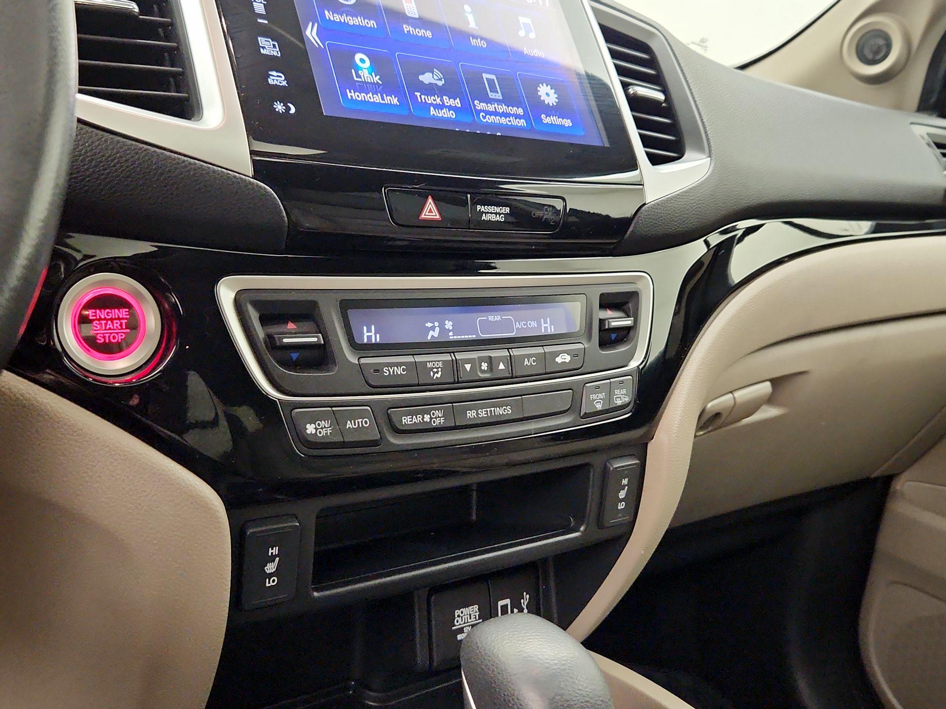 Thumbnail: 2017 Honda Ridgeline - 17